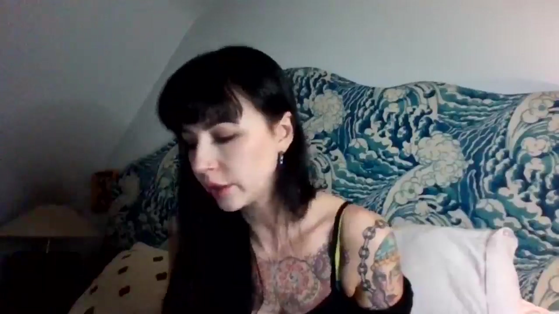 Gallery image thumbnail from MargotMills_'s myfreecams stream on, 11/21/2025, 23:07 image 6 of 20