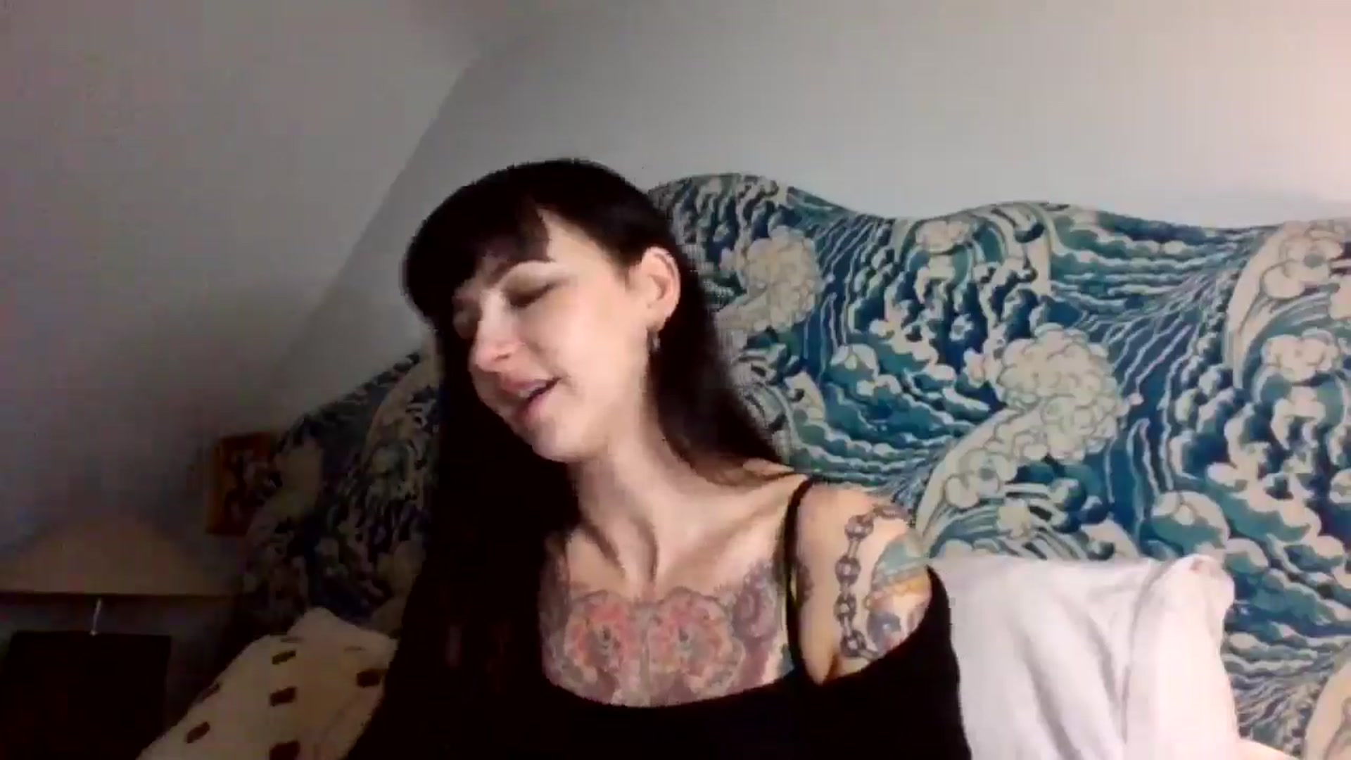 Gallery image thumbnail from MargotMills_'s myfreecams stream on, 11/21/2025, 23:07 image 16 of 20