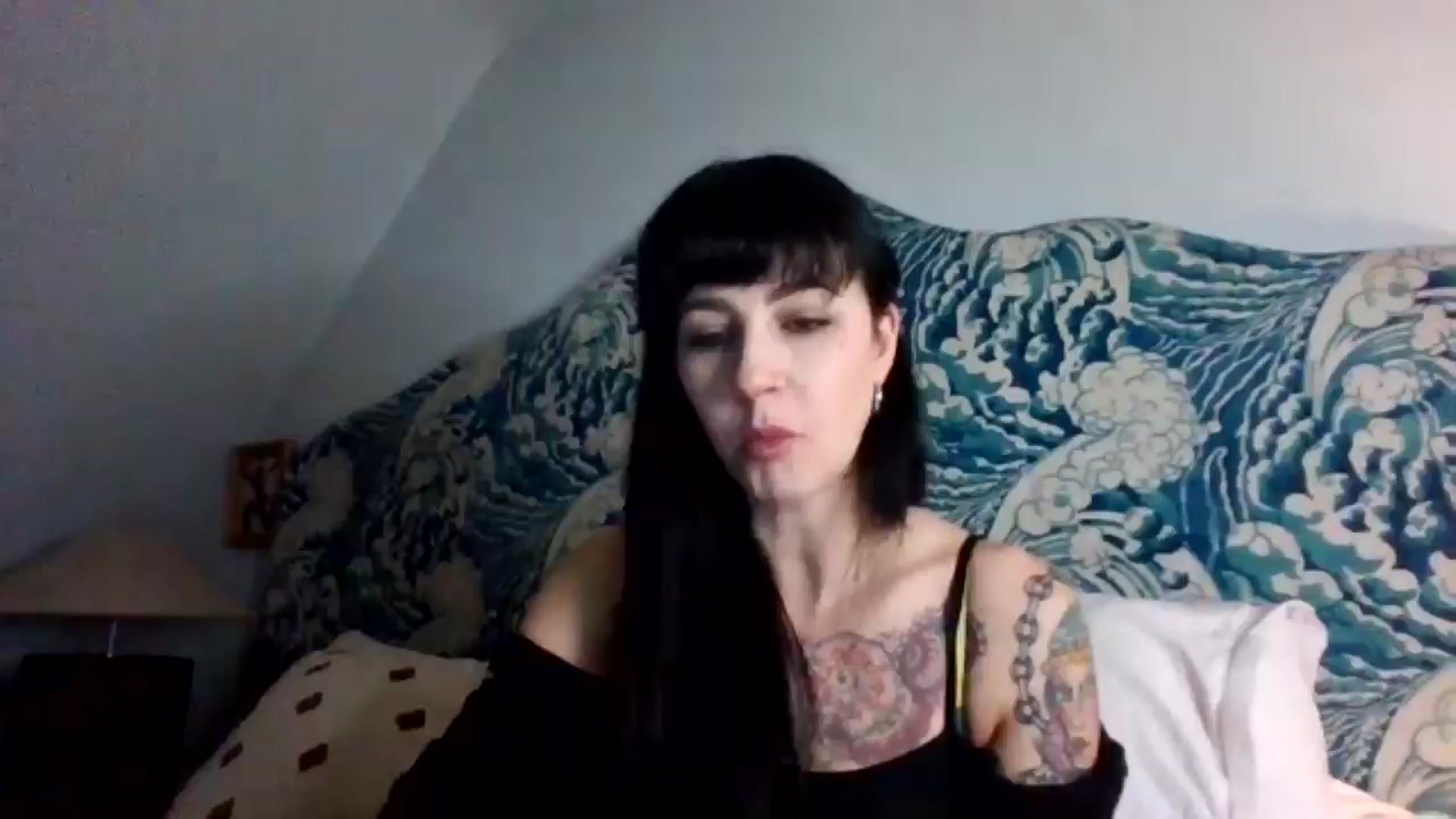 Gallery image thumbnail from MargotMills_'s myfreecams stream on, 11/21/2025, 23:07 image 1 of 20
