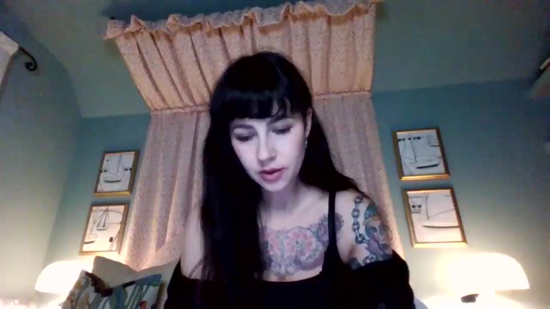 Gallery image thumbnail from MargotMills_'s myfreecams stream on, 11/22/2025, 22:09 image 2 of 20