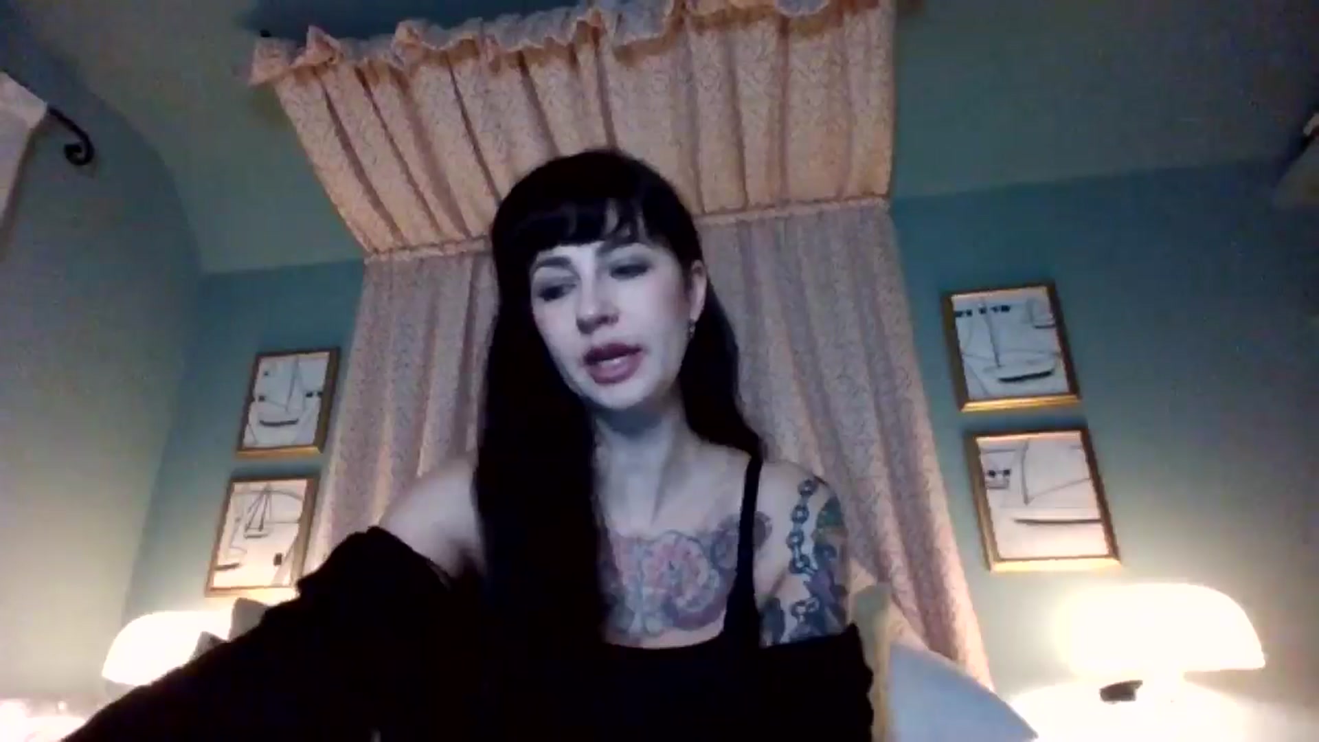 Gallery image thumbnail from MargotMills_'s myfreecams stream on, 11/22/2025, 22:09 image 11 of 20