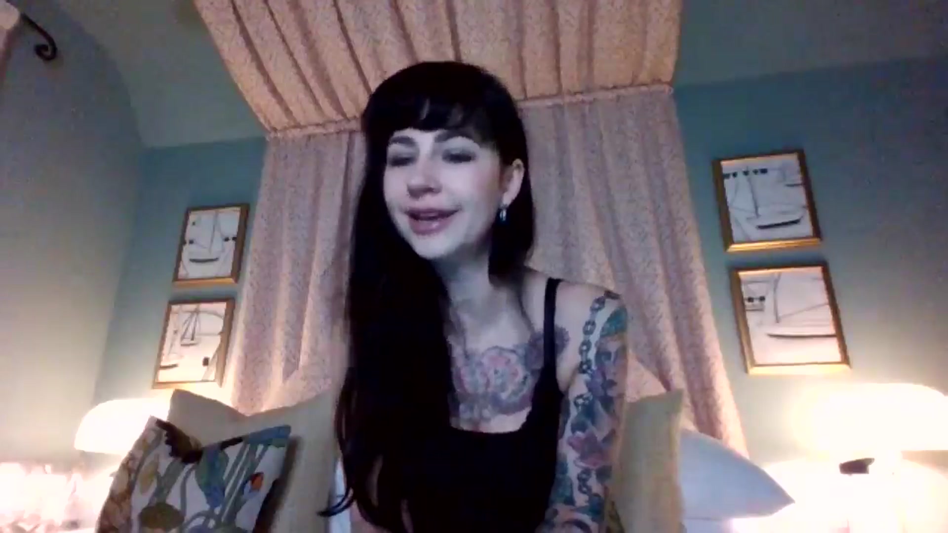 Gallery image thumbnail from MargotMills_'s myfreecams stream on, 11/22/2025, 23:29 image 6 of 20