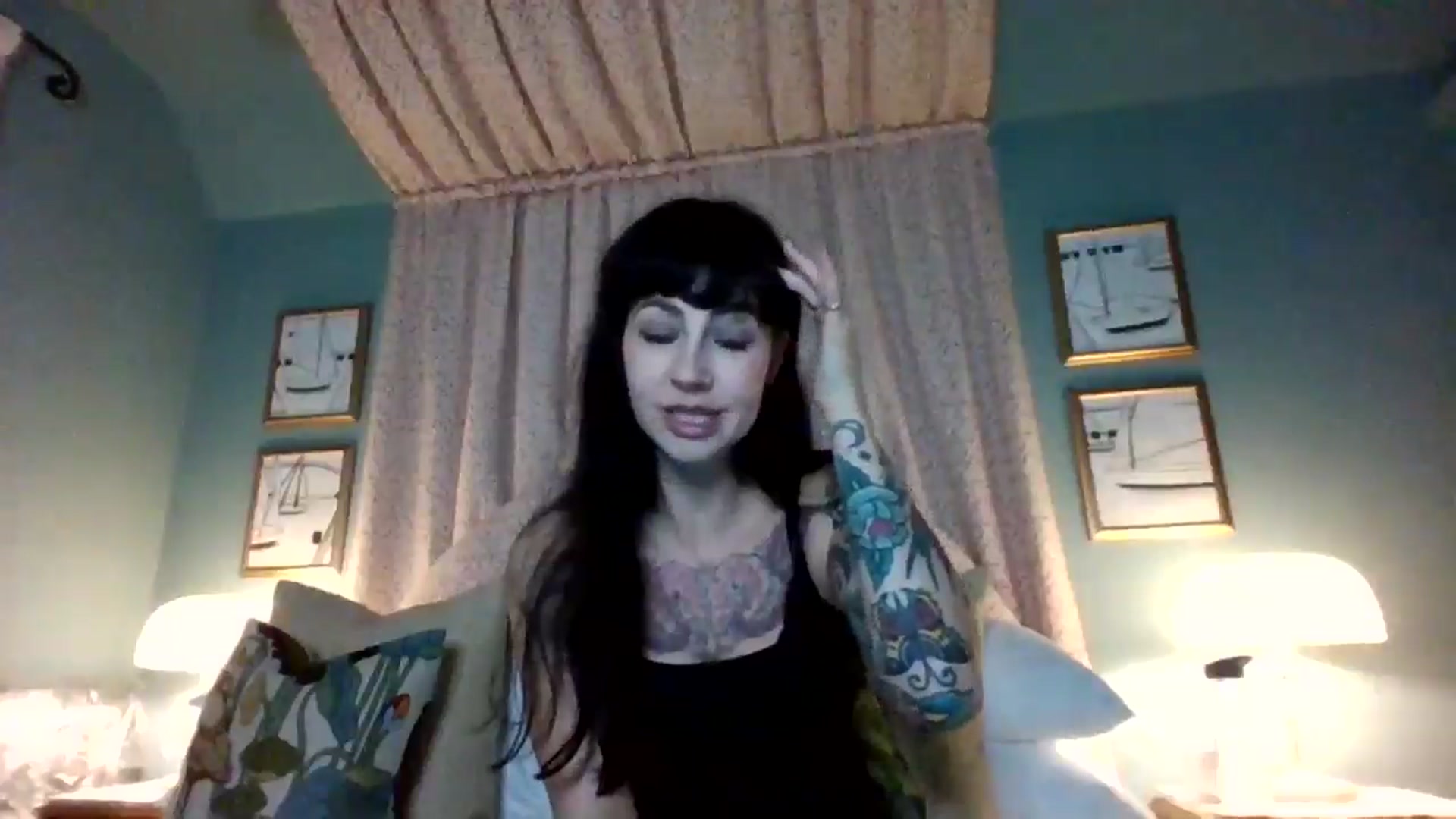 Gallery image thumbnail from MargotMills_'s myfreecams stream on, 11/22/2025, 23:29 image 10 of 20