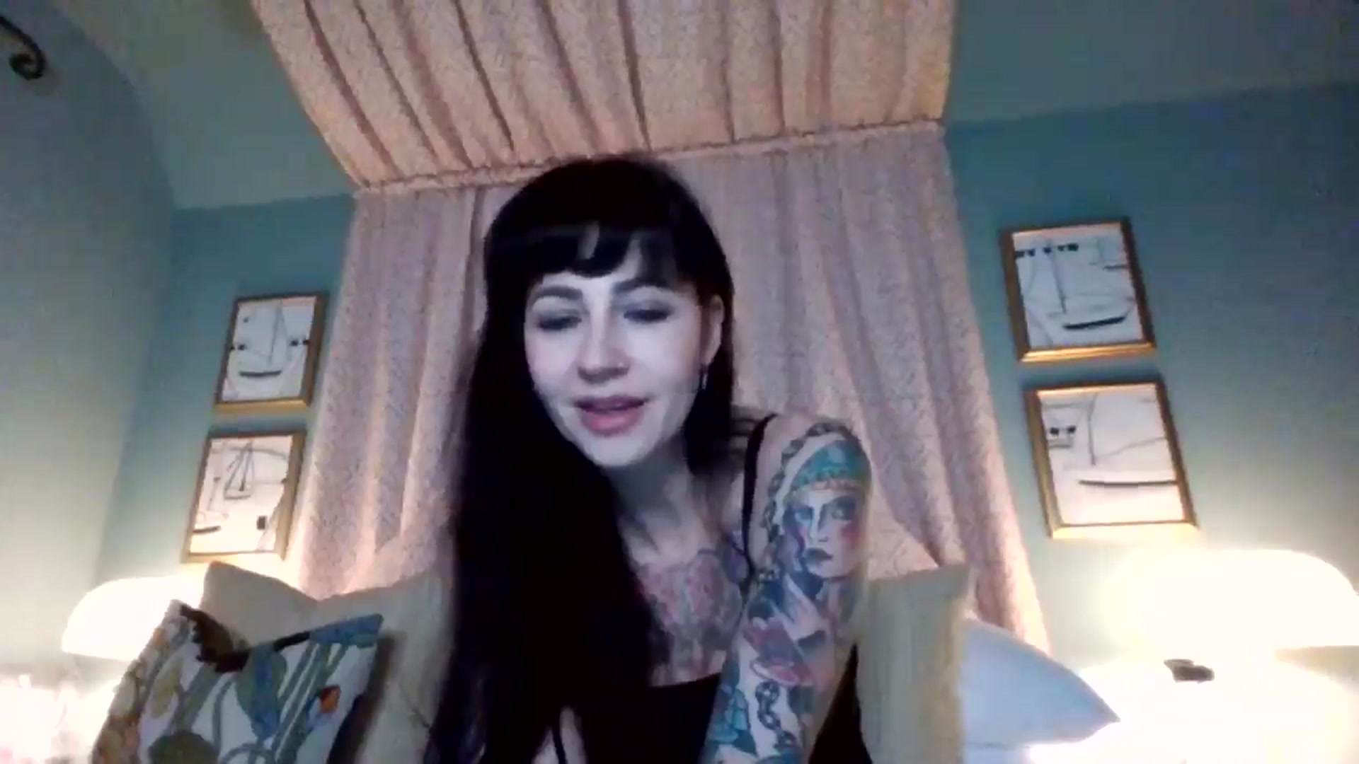 Gallery image thumbnail from MargotMills_'s myfreecams stream on, 11/23/2025, 24:22 image 3 of 20