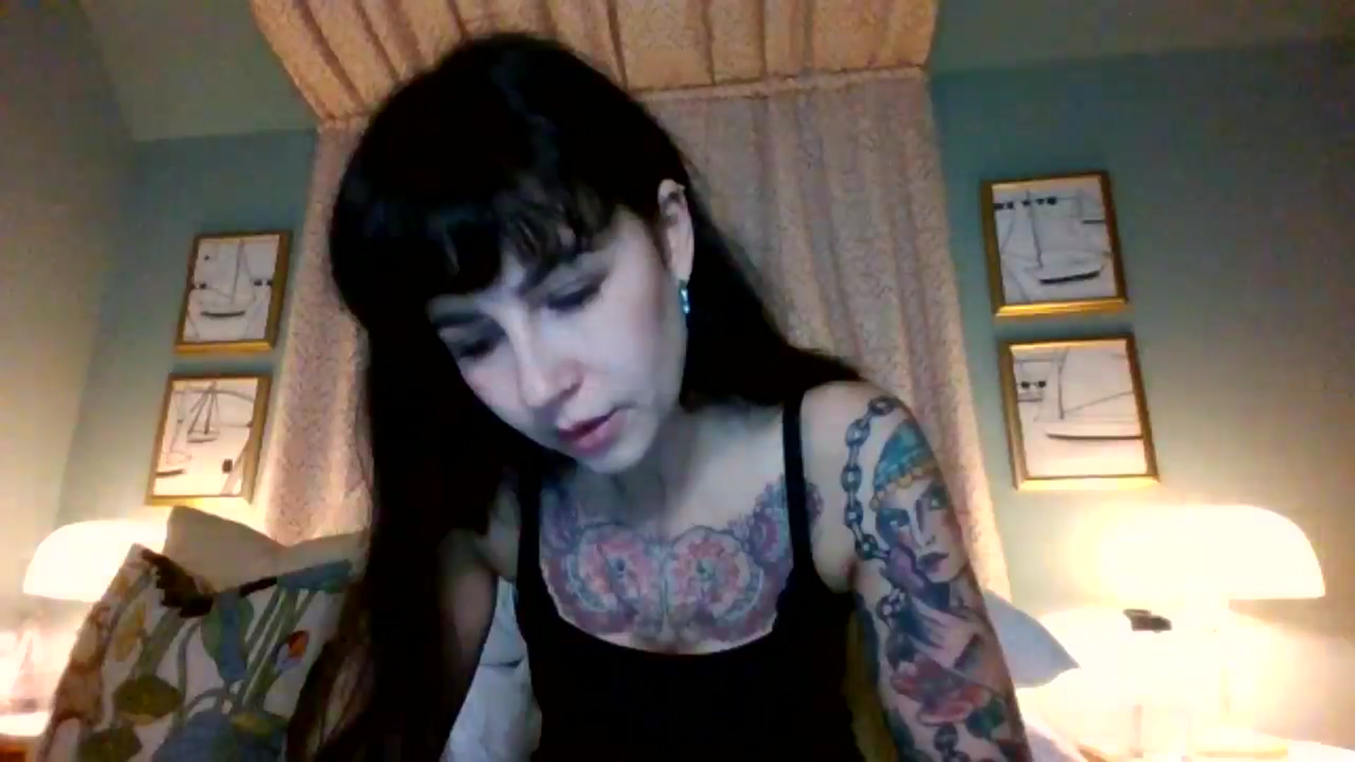 Gallery image thumbnail from MargotMills_'s myfreecams stream on, 11/23/2025, 24:22 image 8 of 20