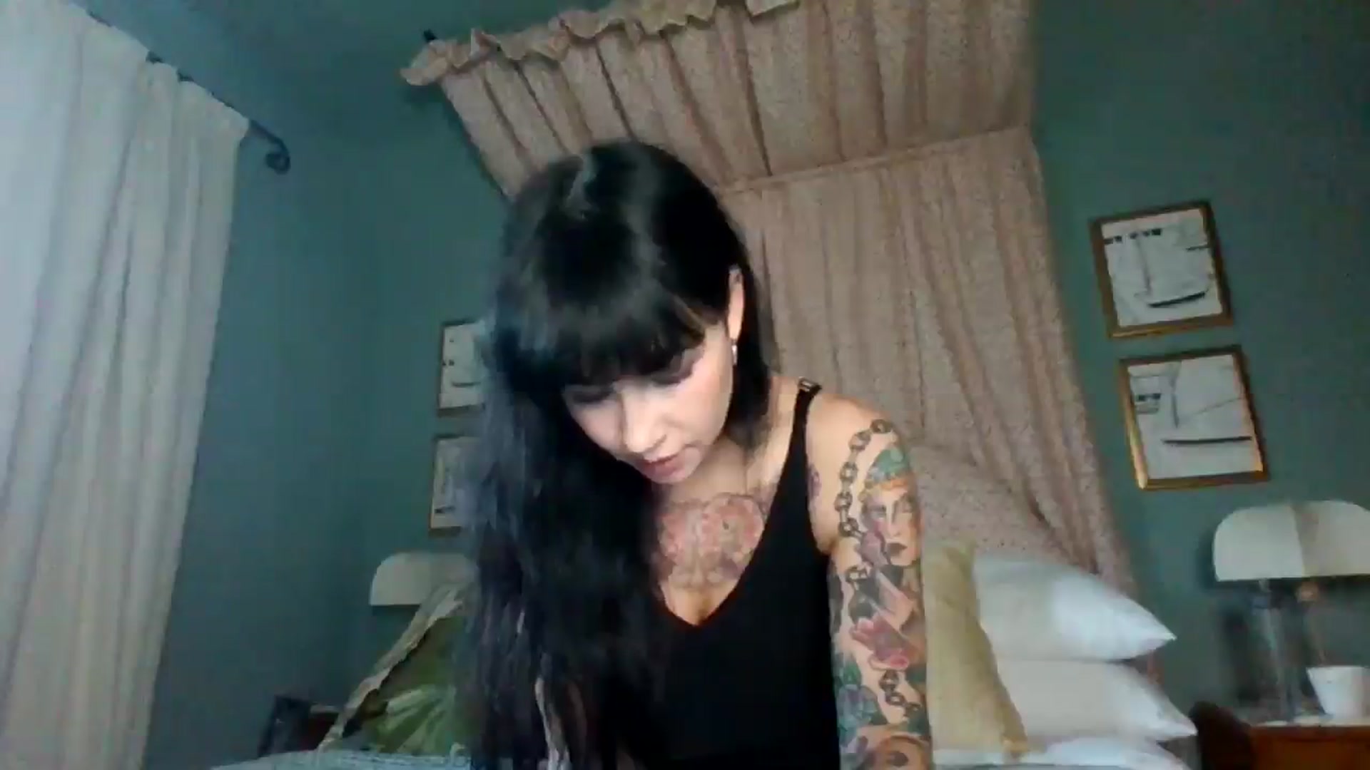 Gallery image thumbnail from MargotMills_'s myfreecams stream on, 11/23/2025, 13:20 image 20 of 20
