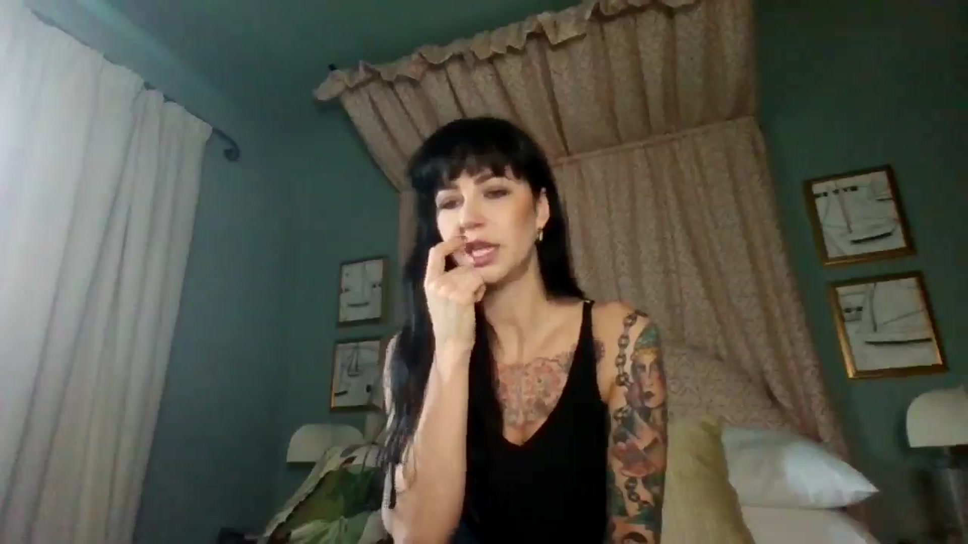 Gallery image thumbnail from MargotMills_'s myfreecams stream on, 11/23/2025, 13:41 image 2 of 20