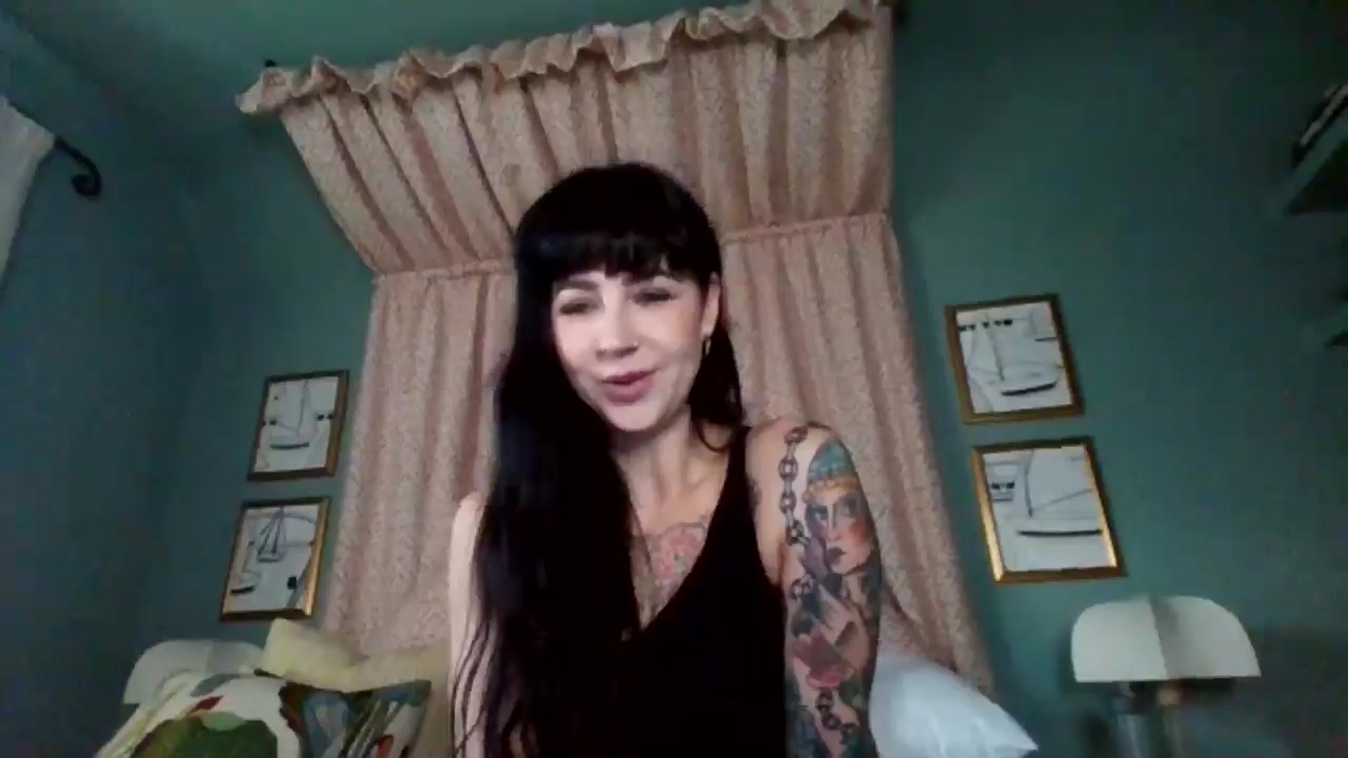 Gallery image thumbnail from MargotMills_'s myfreecams stream on, 11/23/2025, 15:01 image 13 of 20