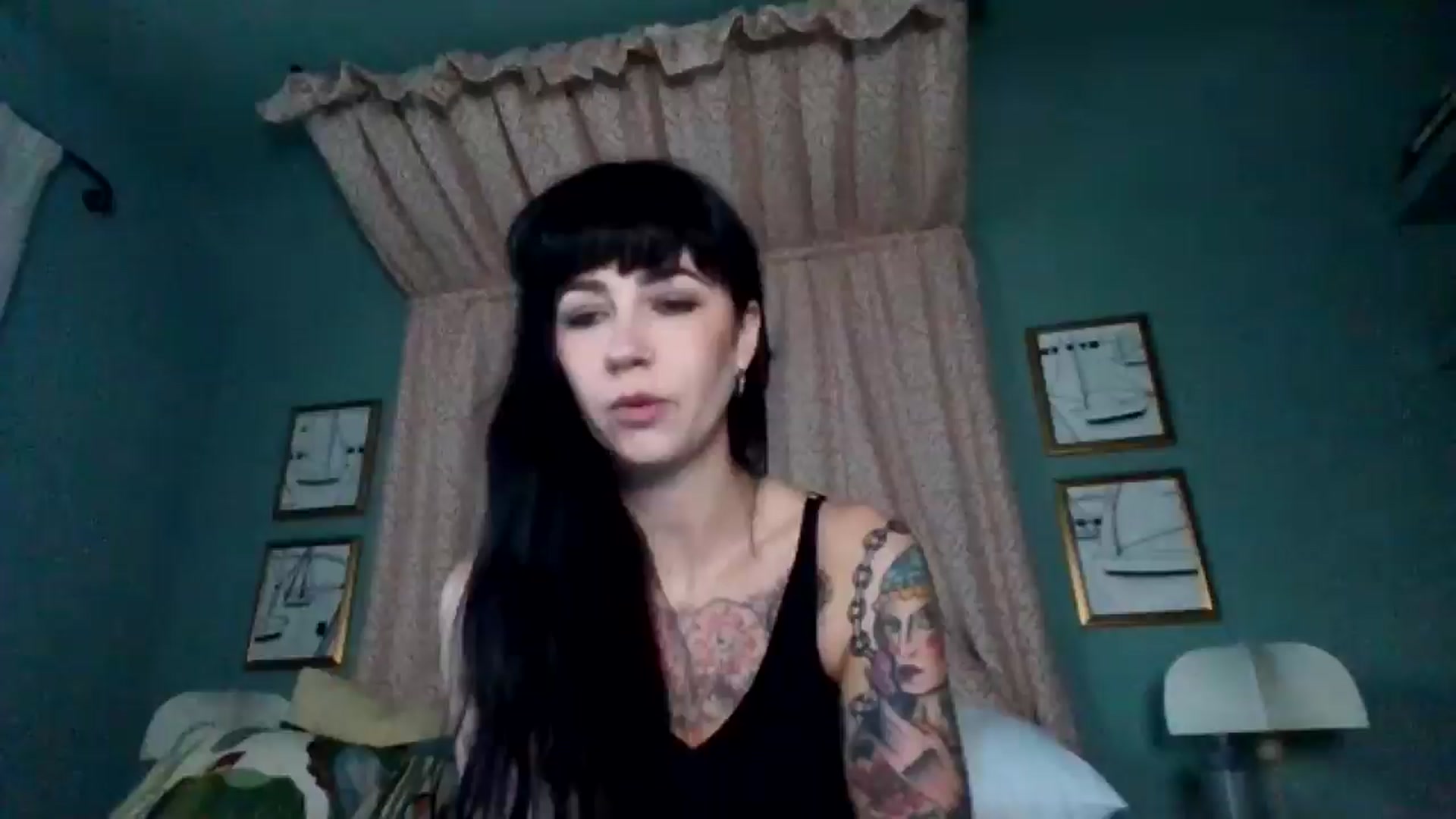 Gallery image thumbnail from MargotMills_'s myfreecams stream on, 11/23/2025, 15:01 image 1 of 20