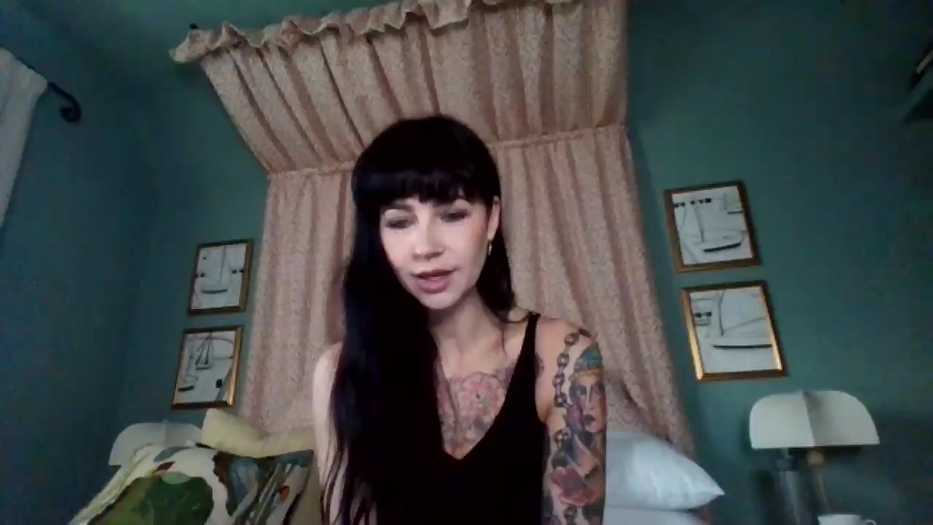 Gallery image thumbnail from MargotMills_'s myfreecams stream on, 11/23/2025, 15:01 image 15 of 20