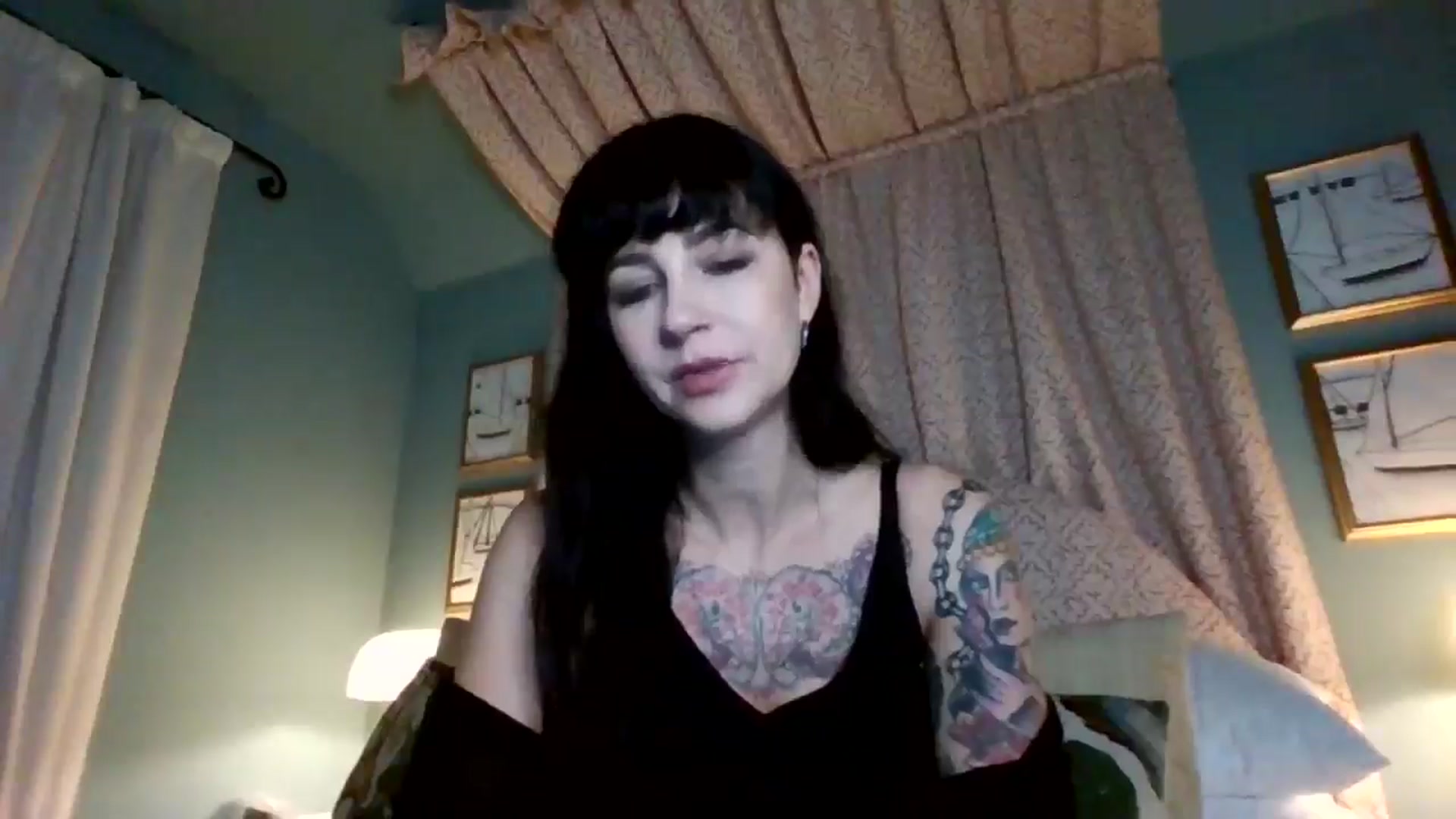 Gallery image thumbnail from MargotMills_'s myfreecams stream on, 11/23/2025, 22:22 image 8 of 20