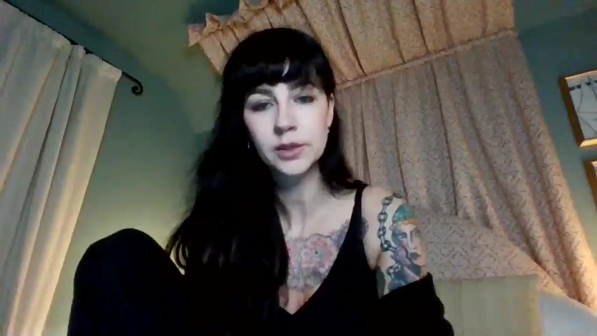 Gallery image thumbnail from MargotMills_'s myfreecams stream on, 11/23/2025, 22:22 image 20 of 20