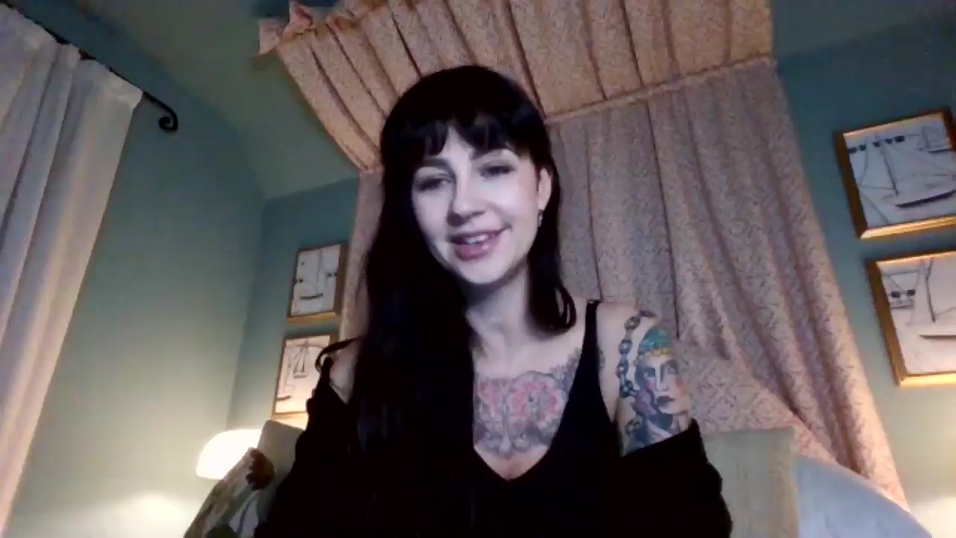 Gallery image thumbnail from MargotMills_'s myfreecams stream on, 11/23/2025, 22:46 image 4 of 20