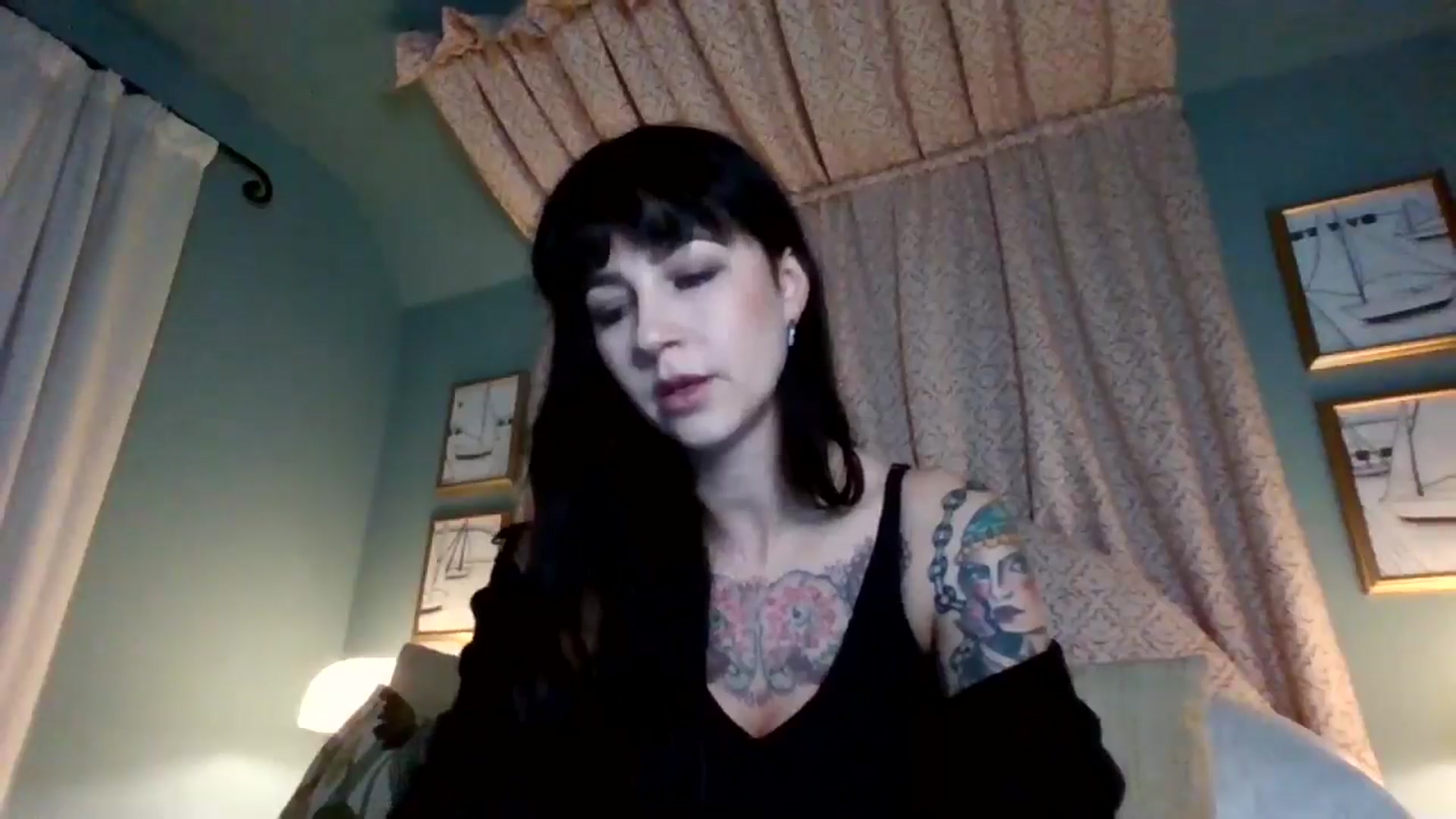Gallery image thumbnail from MargotMills_'s myfreecams stream on, 11/23/2025, 22:46 image 7 of 20
