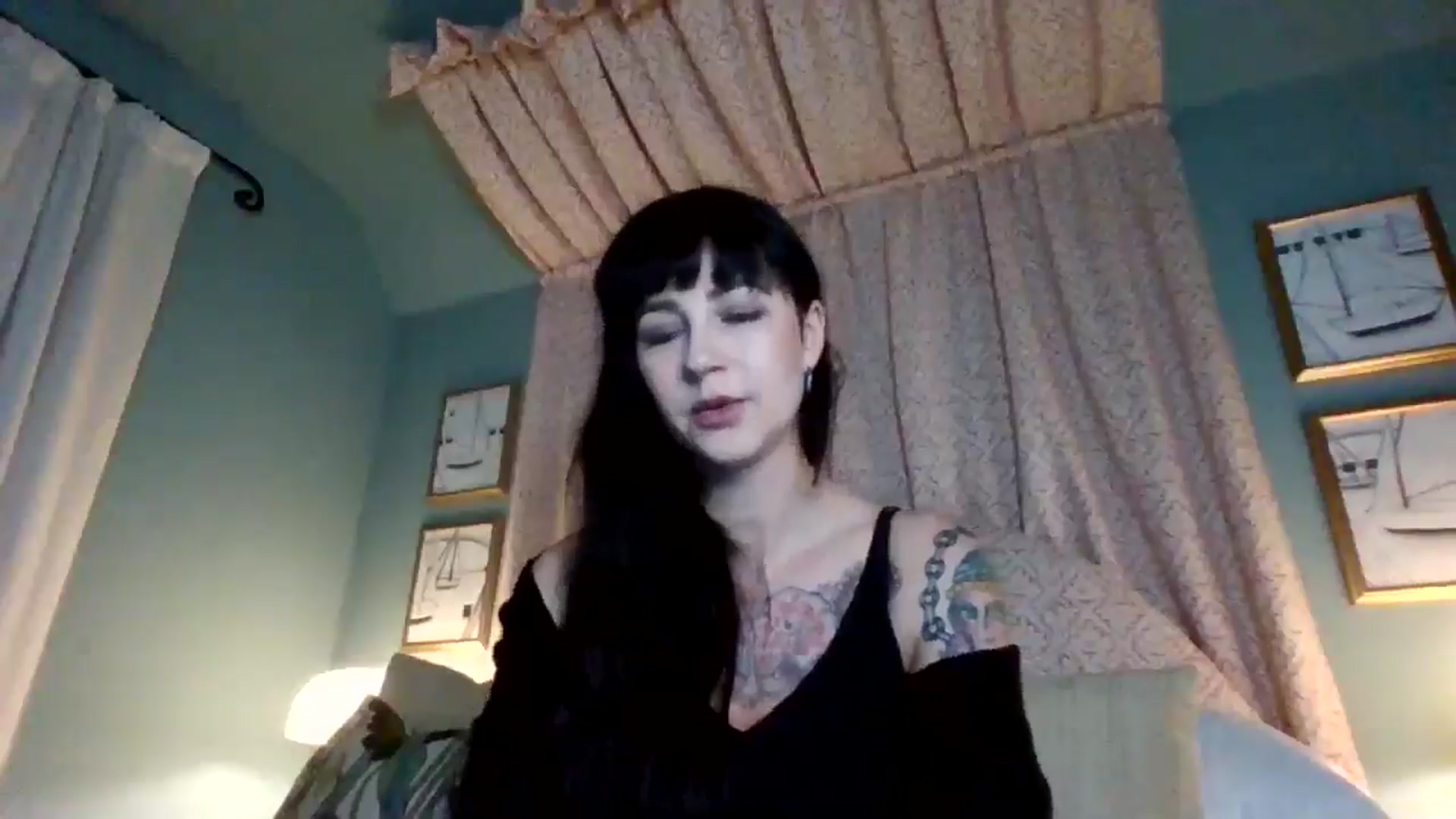 Gallery image thumbnail from MargotMills_'s myfreecams stream on, 11/23/2025, 22:46 image 20 of 20