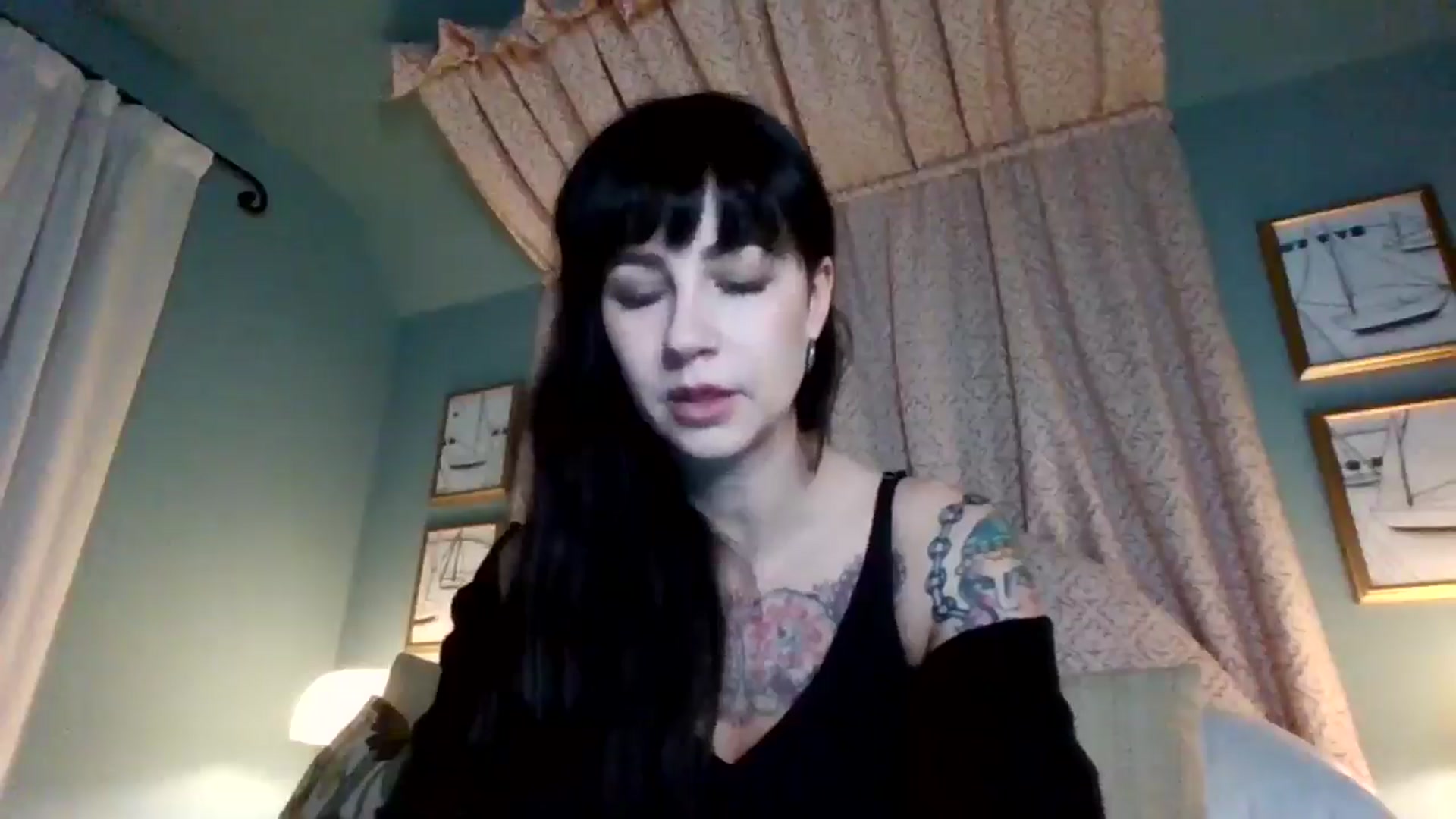 Gallery image thumbnail from MargotMills_'s myfreecams stream on, 11/23/2025, 22:46 image 16 of 20