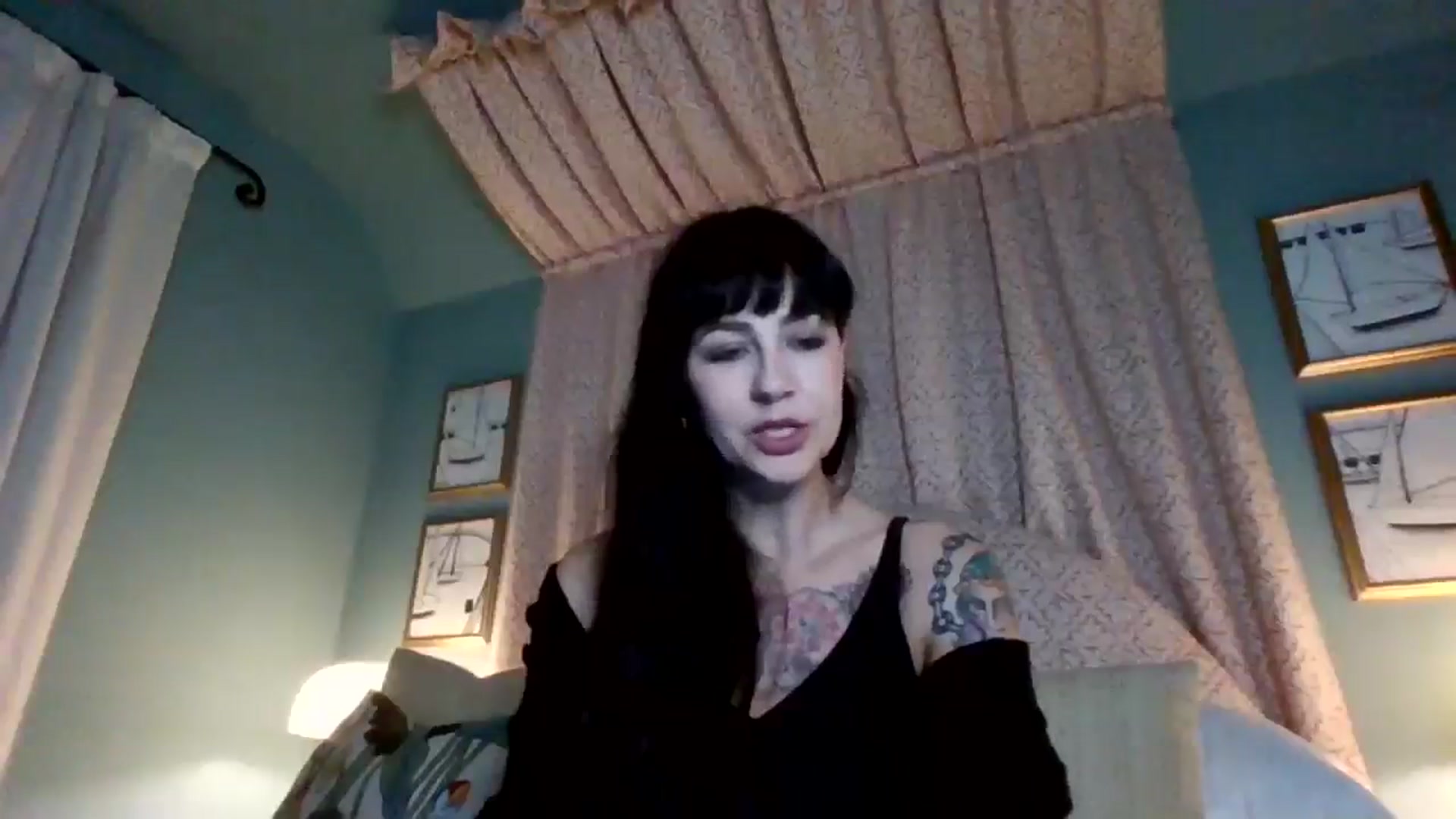 Gallery image thumbnail from MargotMills_'s myfreecams stream on, 11/23/2025, 22:46 image 19 of 20