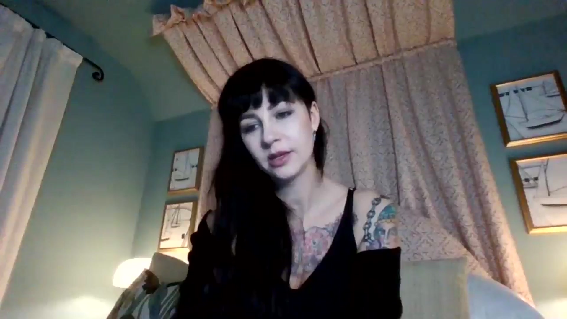 Gallery image thumbnail from MargotMills_'s myfreecams stream on, 11/23/2025, 22:46 image 18 of 20