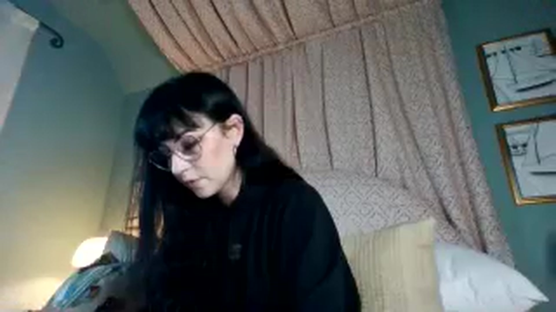 Gallery image thumbnail from MargotMills_'s myfreecams stream on, 11/24/2025, 11:25 image 20 of 20