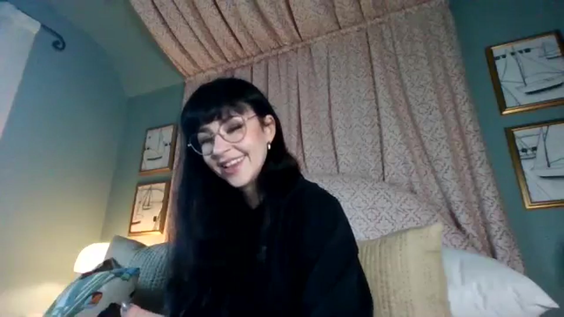 Gallery image thumbnail from MargotMills_'s myfreecams stream on, 11/24/2025, 11:25 image 16 of 20