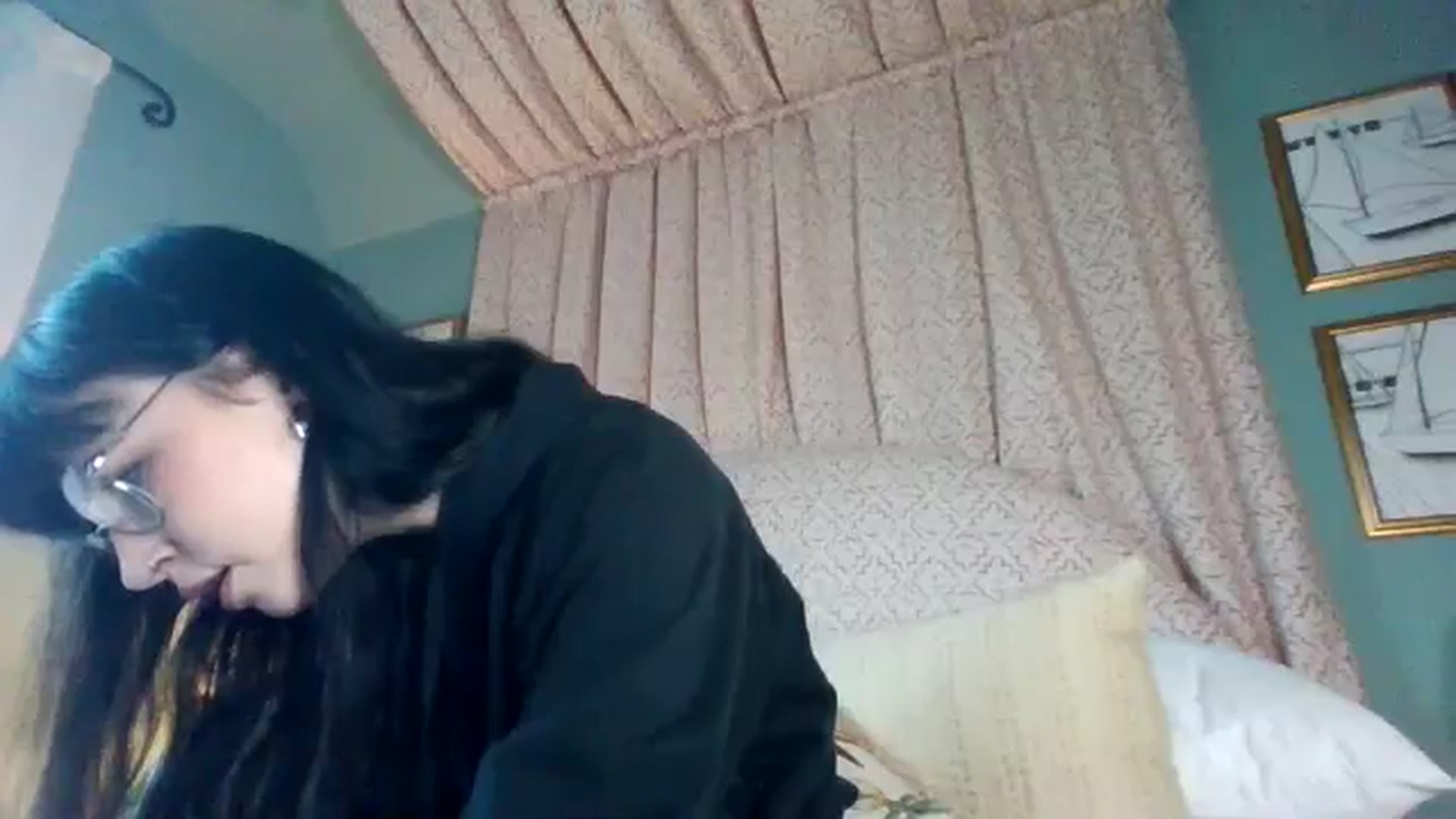 Gallery image thumbnail from MargotMills_'s myfreecams stream on, 11/24/2025, 11:25 image 8 of 20