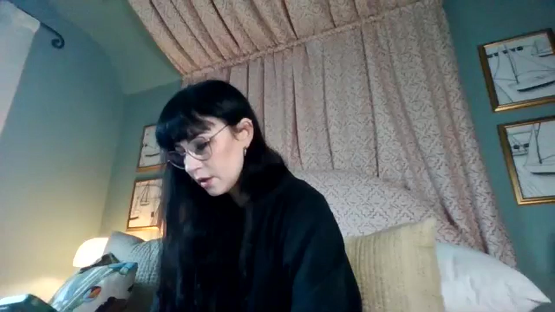 Gallery image thumbnail from MargotMills_'s myfreecams stream on, 11/24/2025, 11:25 image 12 of 20
