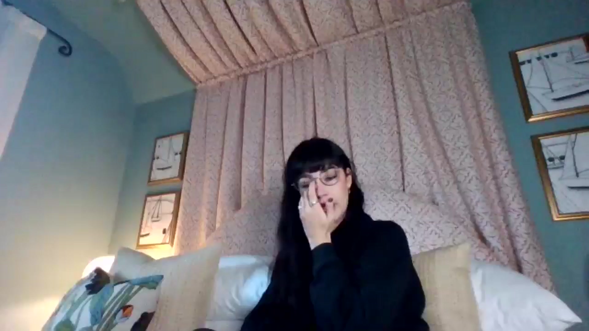 Gallery image thumbnail from MargotMills_'s myfreecams stream on, 11/24/2025, 11:25 image 4 of 20