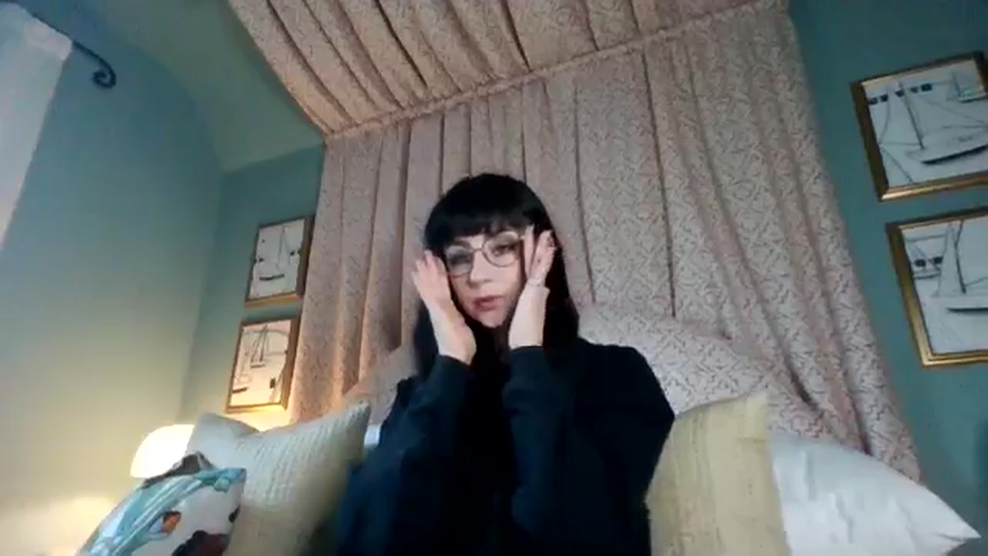 Gallery image thumbnail from MargotMills_'s myfreecams stream on, 11/24/2025, 11:25 image 10 of 20