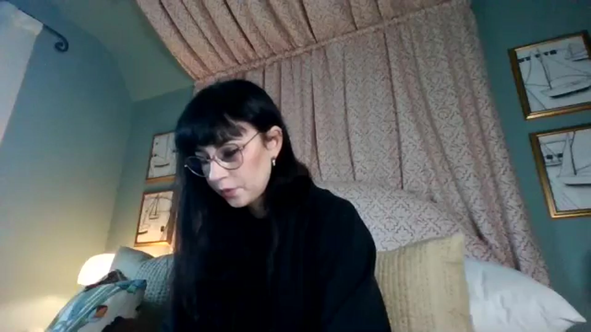 Gallery image thumbnail from MargotMills_'s myfreecams stream on, 11/24/2025, 11:25 image 15 of 20