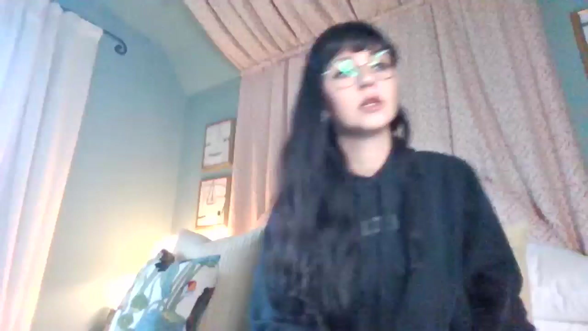 Gallery image thumbnail from MargotMills_'s myfreecams stream on, 11/24/2025, 11:25 image 1 of 20