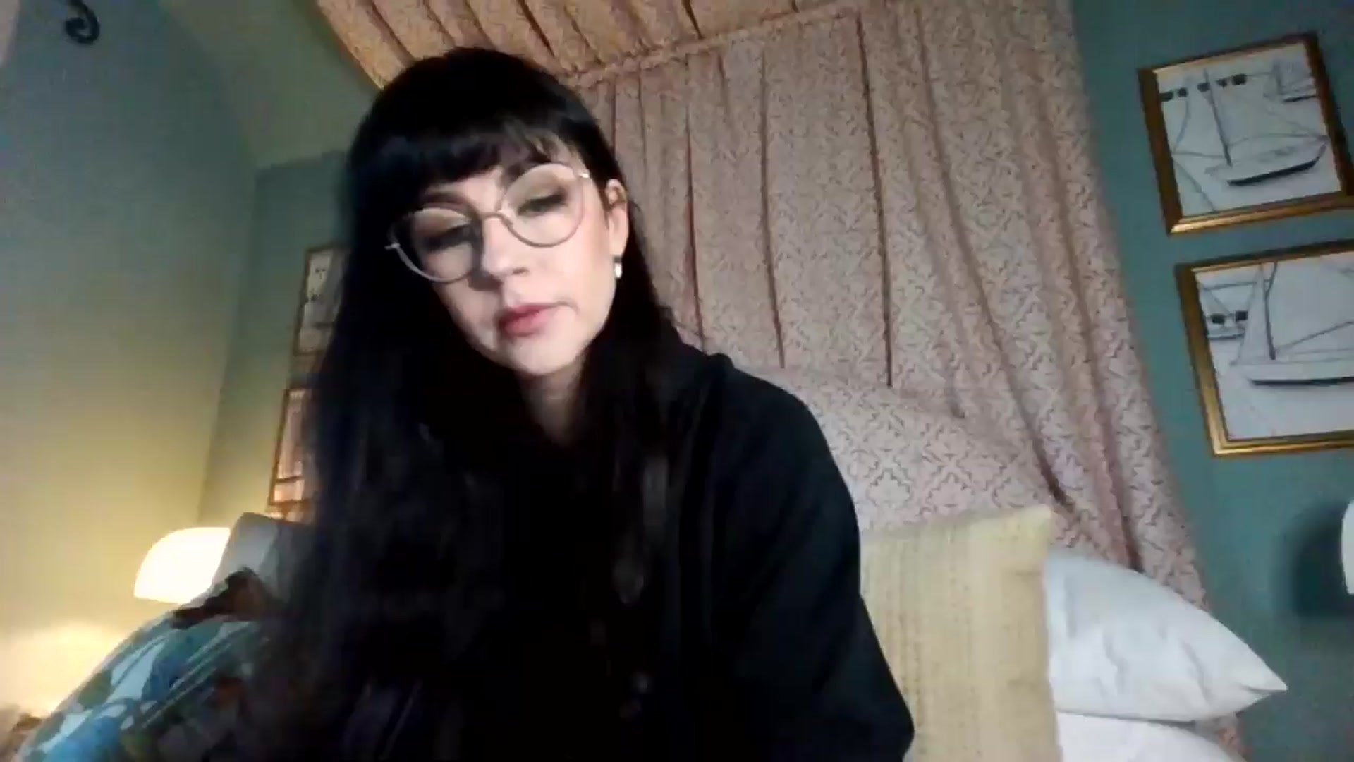 Gallery image thumbnail from MargotMills_'s myfreecams stream on, 11/24/2025, 12:38 image 6 of 20