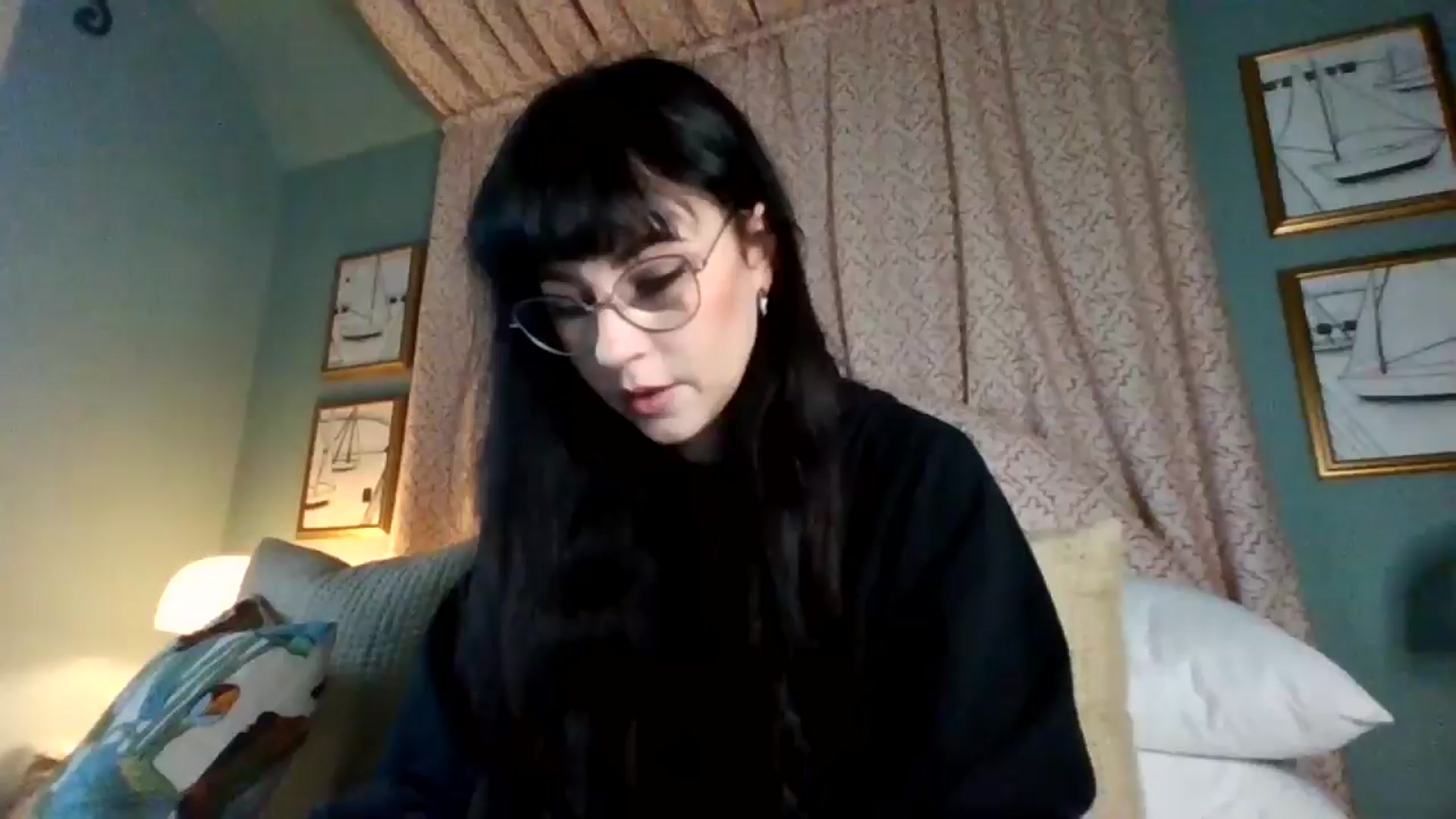 Gallery image thumbnail from MargotMills_'s myfreecams stream on, 11/24/2025, 12:38 image 1 of 20