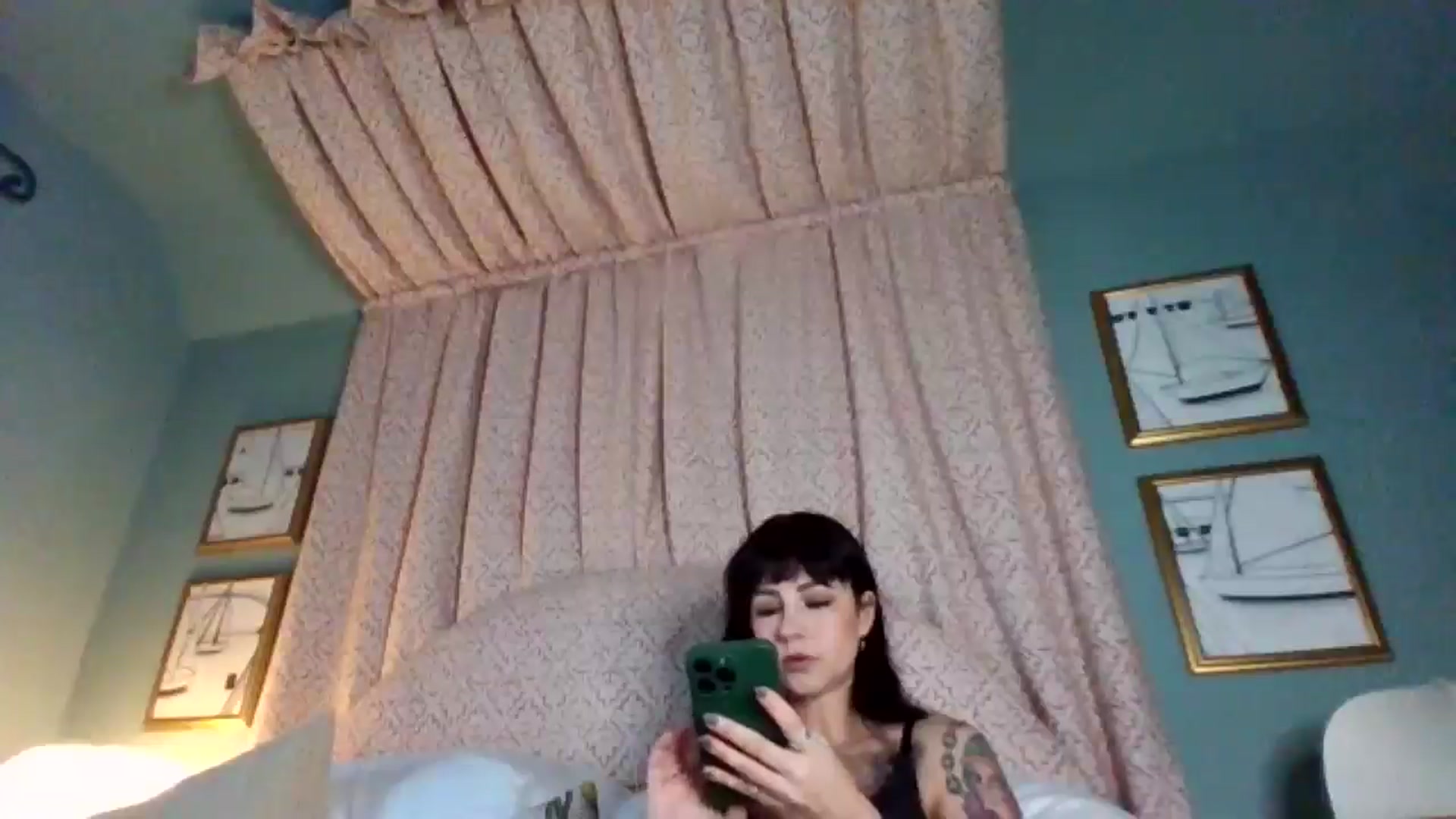 Gallery image thumbnail from MargotMills_'s myfreecams stream on, 11/24/2025, 13:04 image 20 of 20