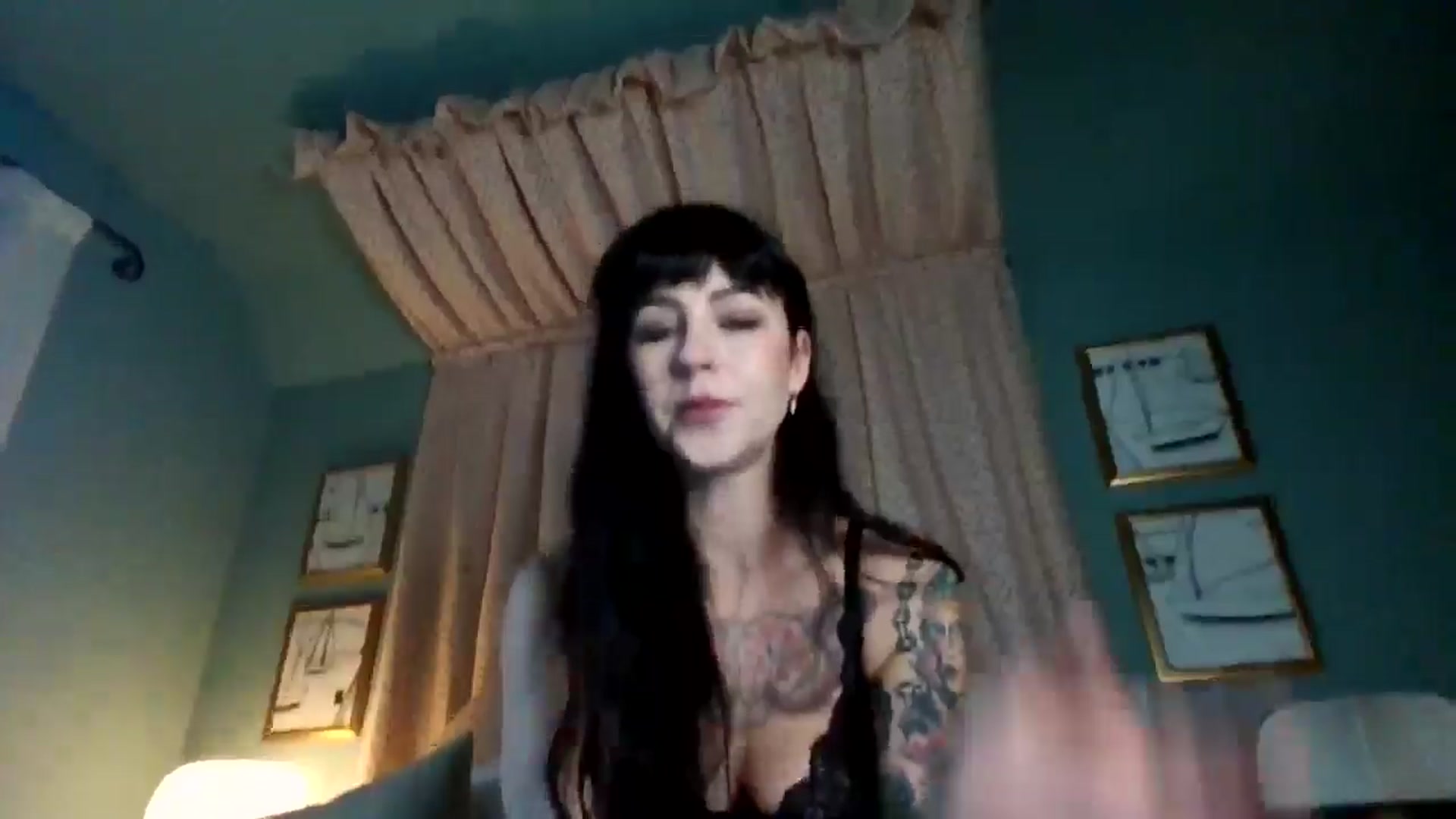 Gallery image thumbnail from MargotMills_'s myfreecams stream on, 11/24/2025, 14:11 image 16 of 20