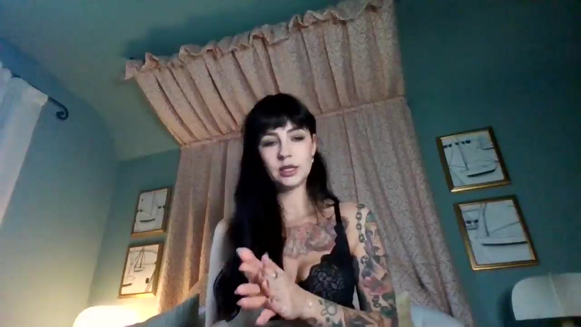 Gallery image thumbnail from MargotMills_'s myfreecams stream on, 11/24/2025, 14:11 image 3 of 20