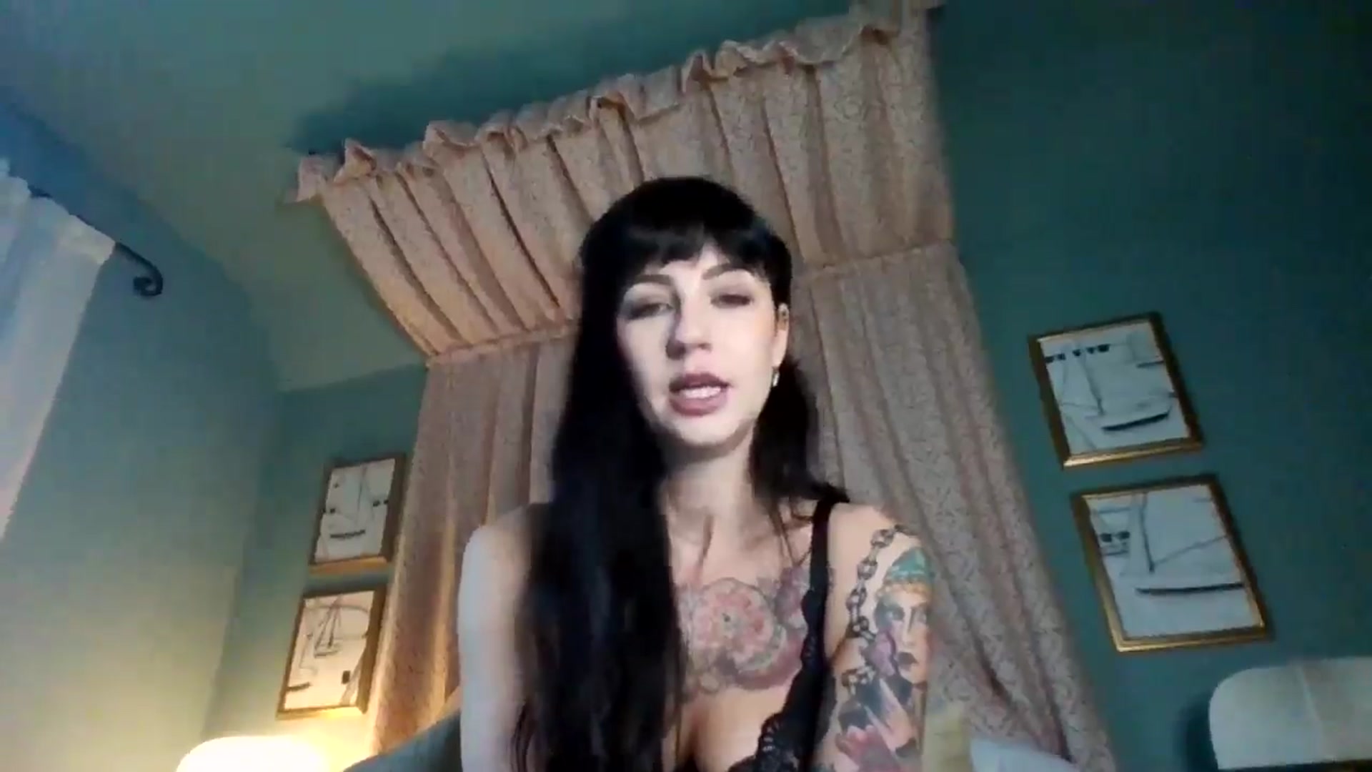 Gallery image thumbnail from MargotMills_'s myfreecams stream on, 11/24/2025, 14:11 image 2 of 20