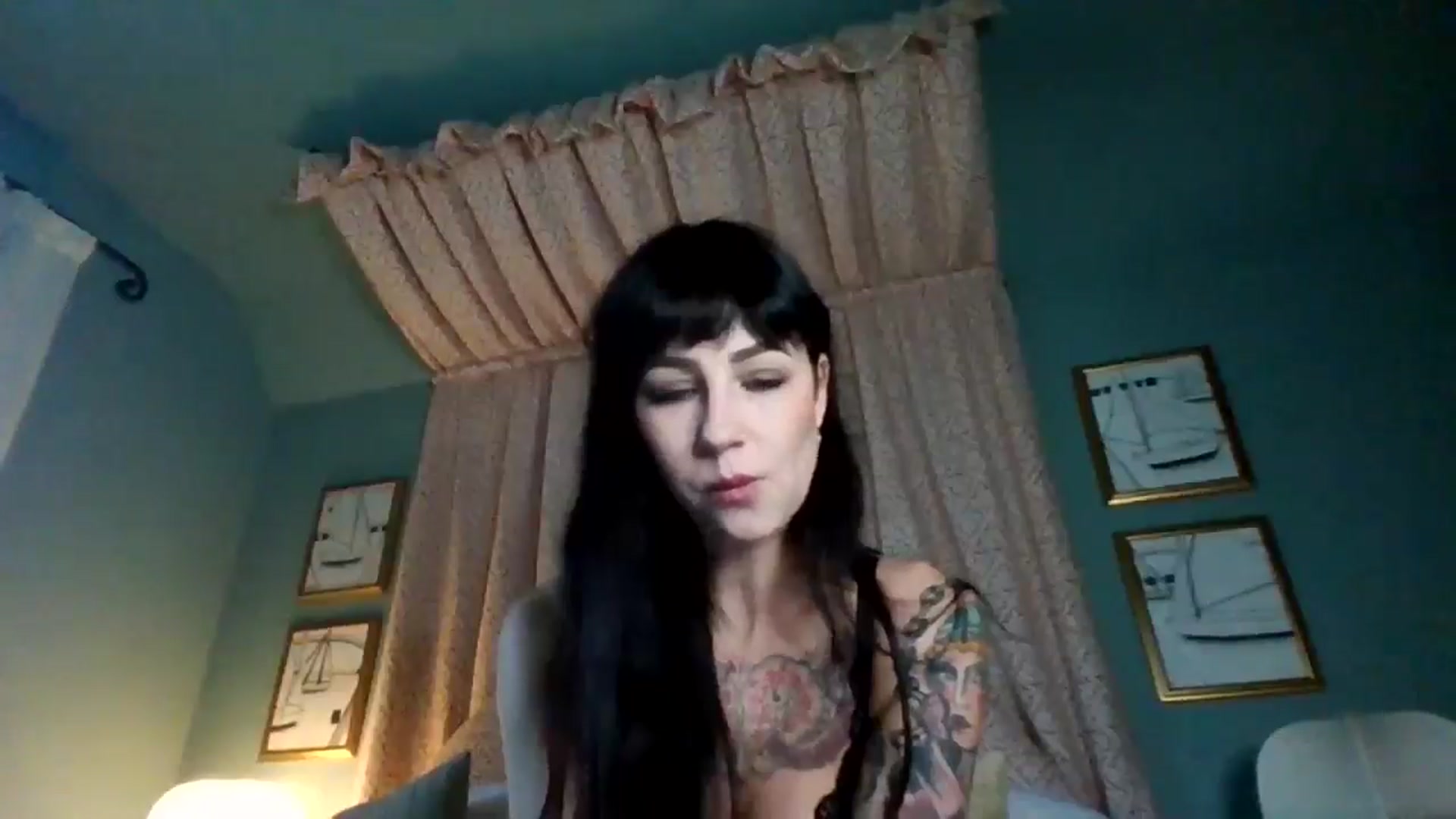 Gallery image thumbnail from MargotMills_'s myfreecams stream on, 11/24/2025, 14:11 image 17 of 20