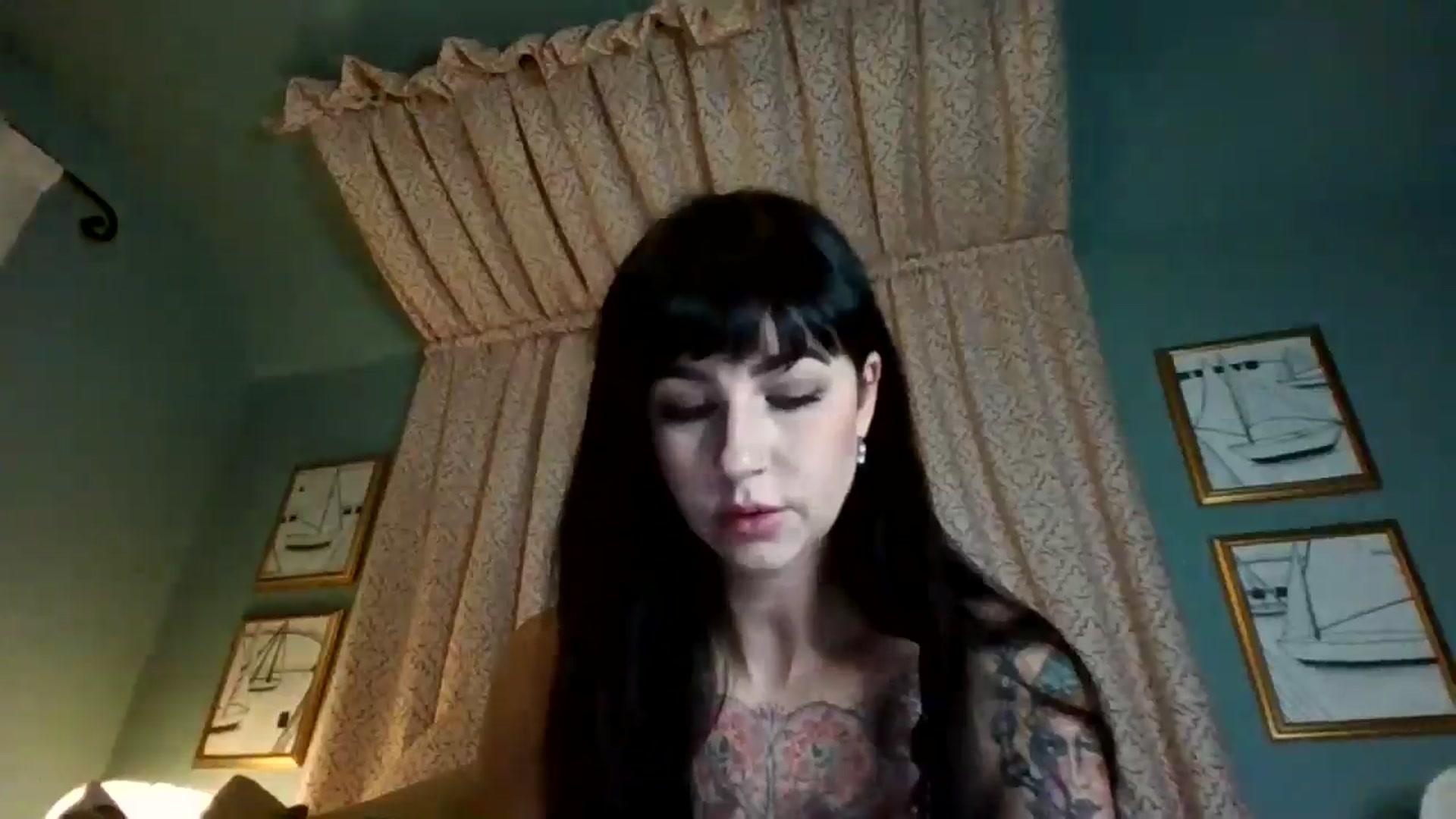 Gallery image thumbnail from MargotMills_'s myfreecams stream on, 11/24/2025, 17:44 image 16 of 20