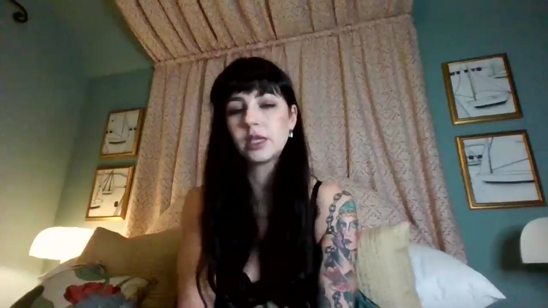 Gallery image thumbnail from MargotMills_'s myfreecams stream on, 11/24/2025, 18:00 image 20 of 20