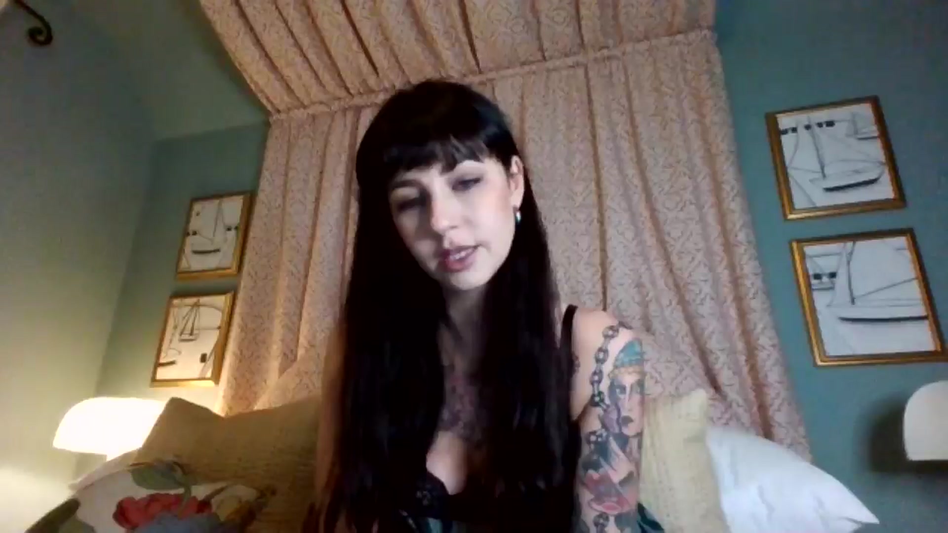 Gallery image thumbnail from MargotMills_'s myfreecams stream on, 11/24/2025, 18:00 image 2 of 20