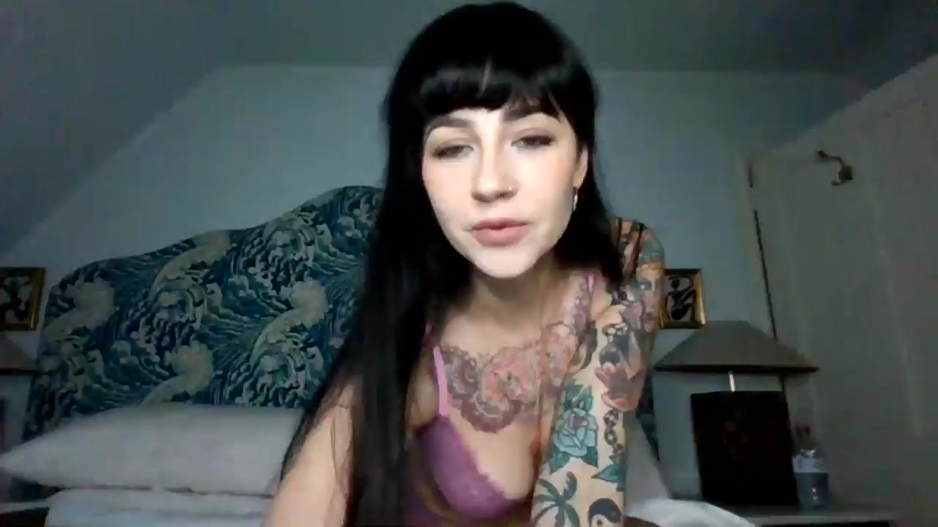 Gallery image thumbnail from MargotMills_'s myfreecams stream on, 11/29/2025, 16:11 image 5 of 20