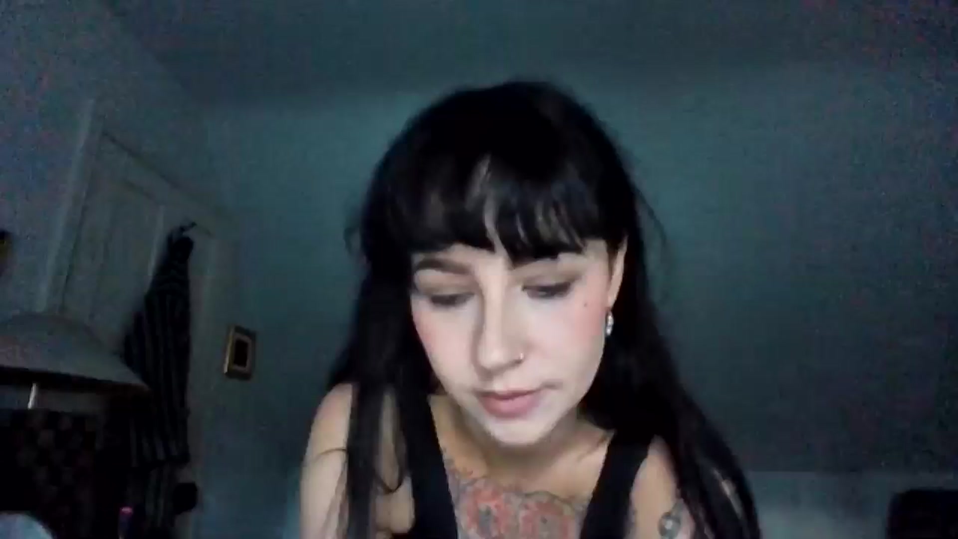 Gallery image thumbnail from MargotMills_'s myfreecams stream on, 11/30/2025, 14:11 image 1 of 20