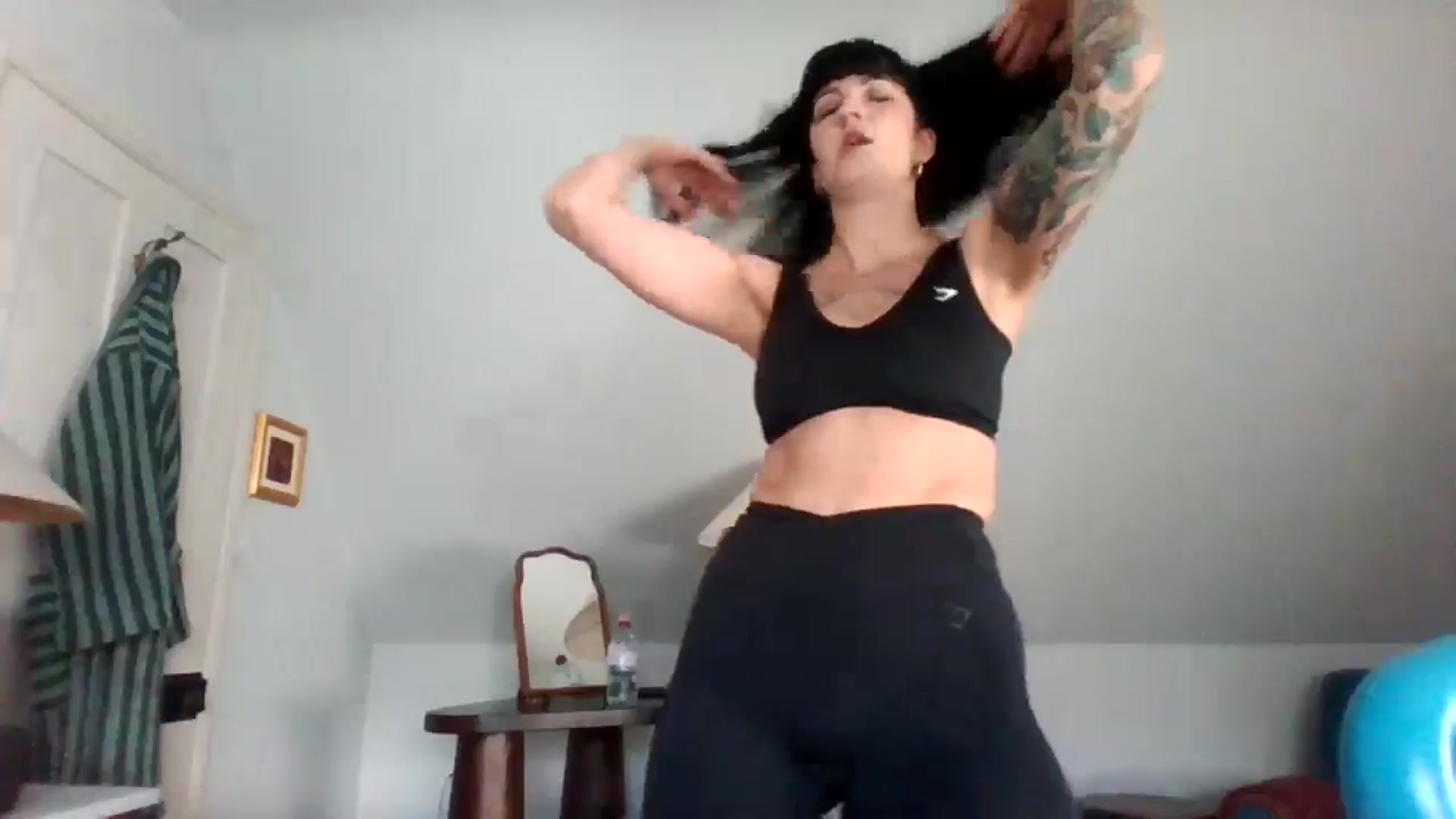 Gallery image thumbnail from MargotMills_'s myfreecams stream on, 11/30/2025, 14:11 image 9 of 20