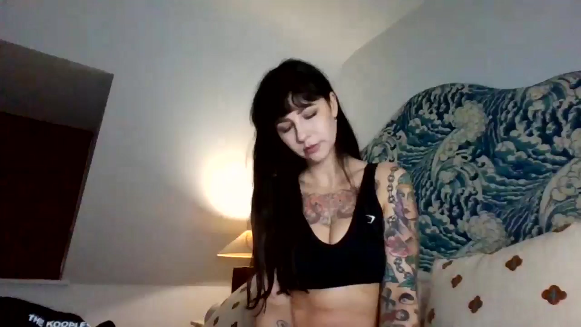 Gallery image thumbnail from MargotMills_'s myfreecams stream on, 11/30/2025, 23:26 image 13 of 20