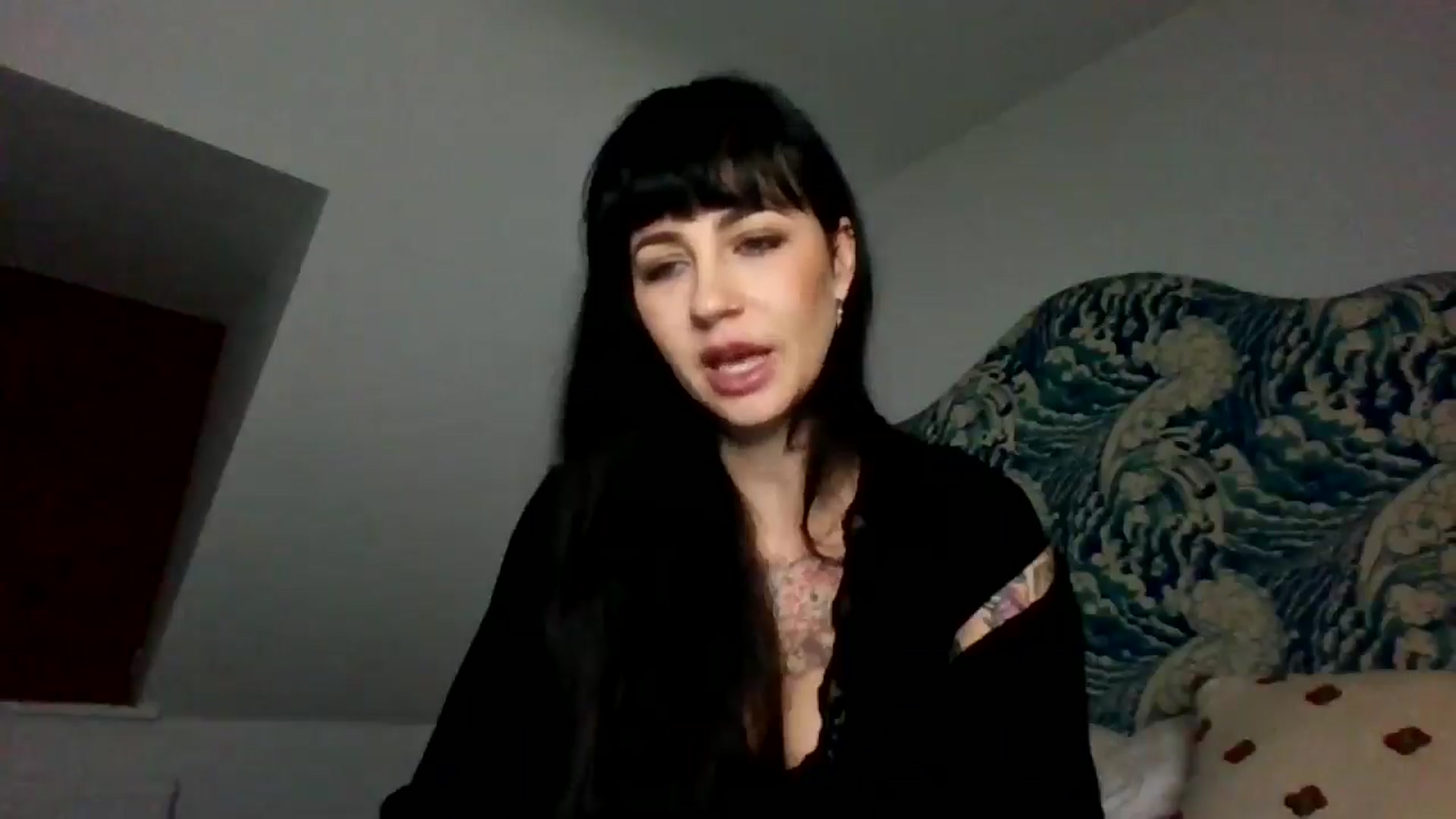 Gallery image thumbnail from MargotMills_'s myfreecams stream on, 12/15/2025, 24:37 image 9 of 20