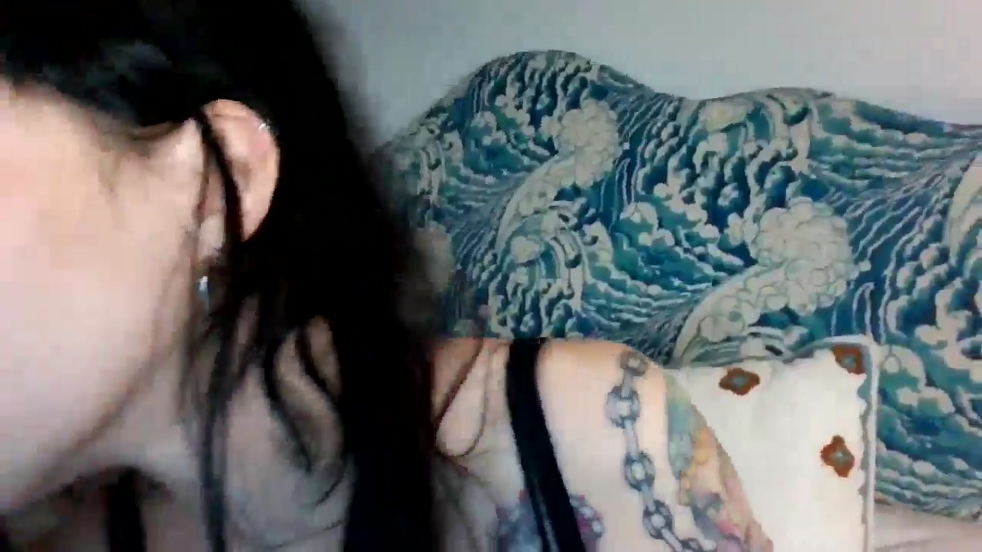Gallery image thumbnail from MargotMills_'s myfreecams stream on, 12/15/2025, 21:59 image 4 of 20