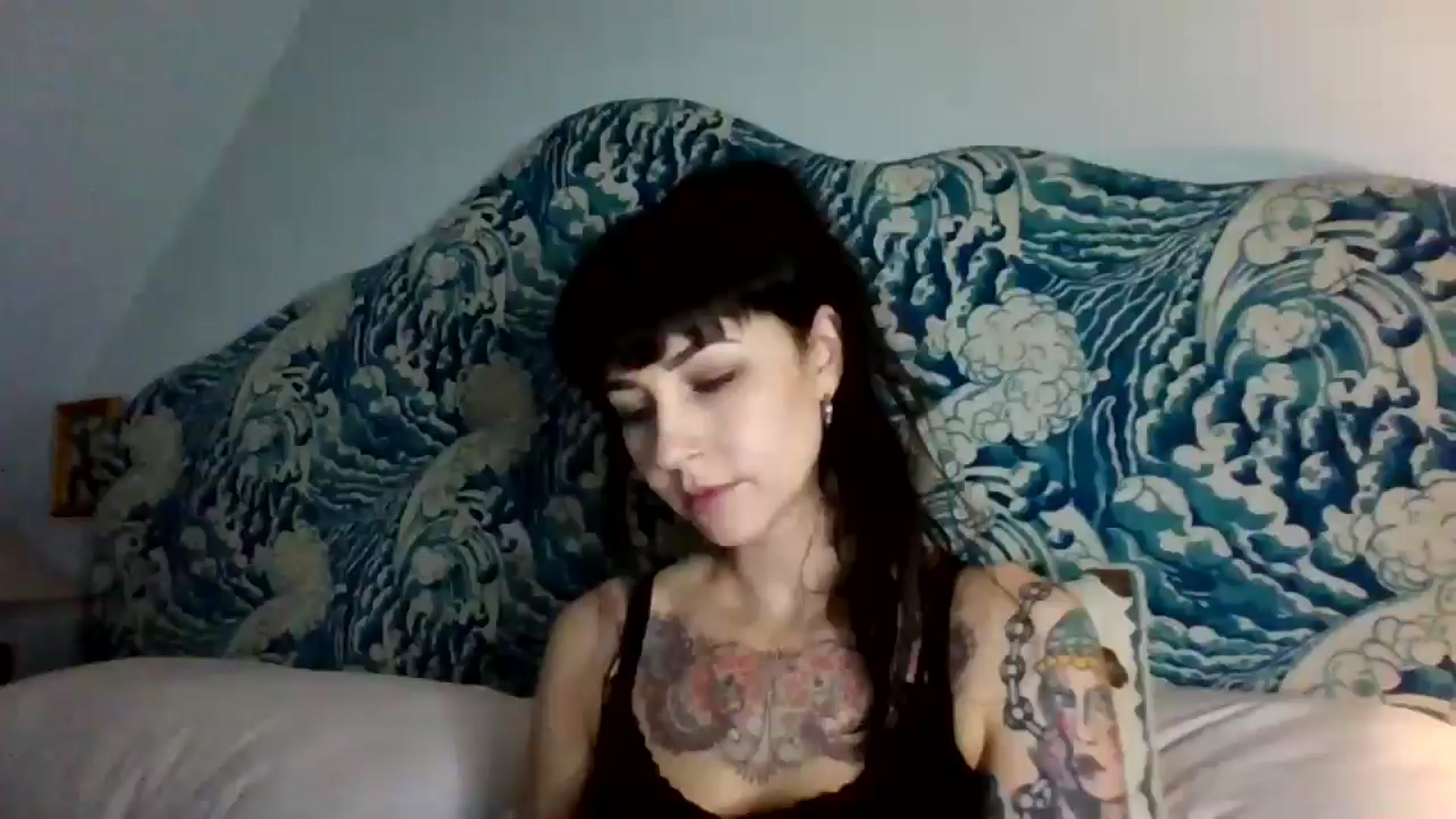 Gallery image thumbnail from MargotMills_'s myfreecams stream on, 12/15/2025, 21:59 image 13 of 20