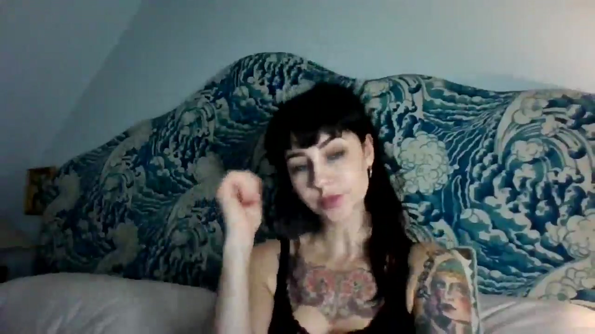 Gallery image thumbnail from MargotMills_'s myfreecams stream on, 12/15/2025, 21:59 image 14 of 20