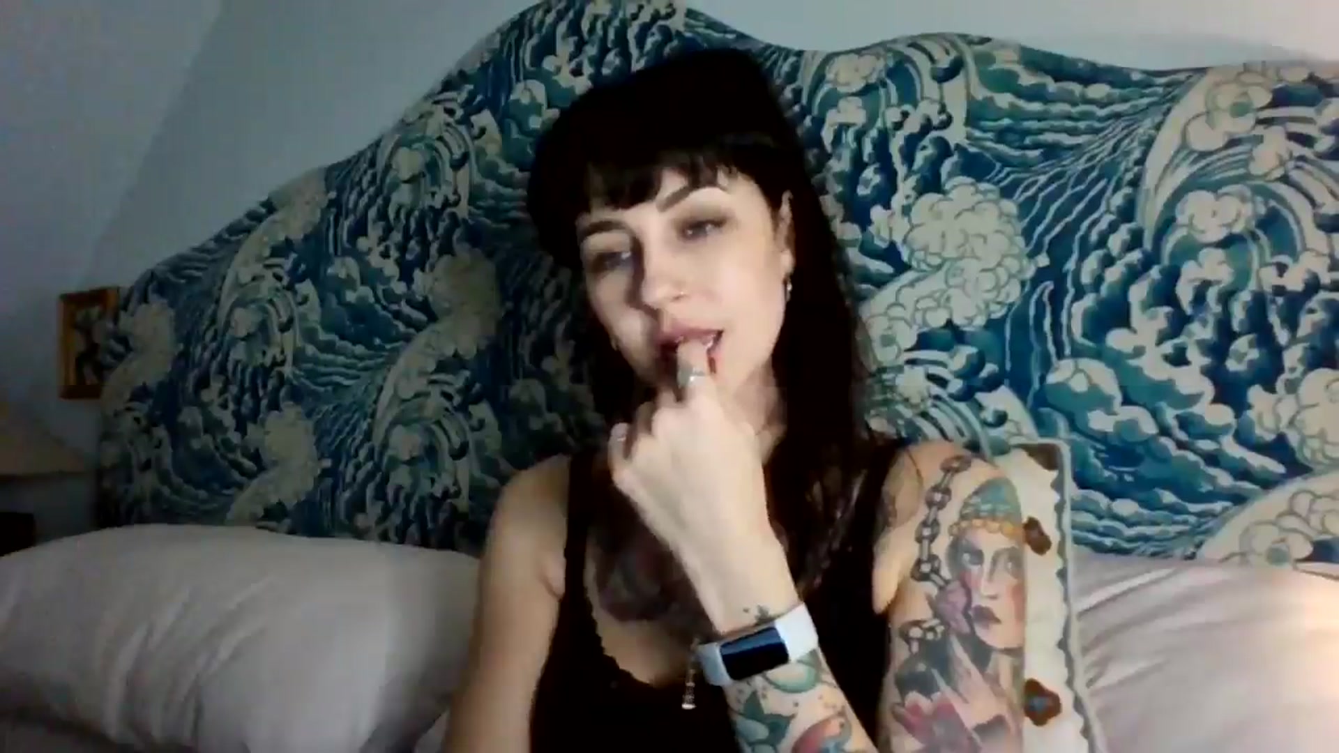 Gallery image thumbnail from MargotMills_'s myfreecams stream on, 12/15/2025, 21:59 image 18 of 20