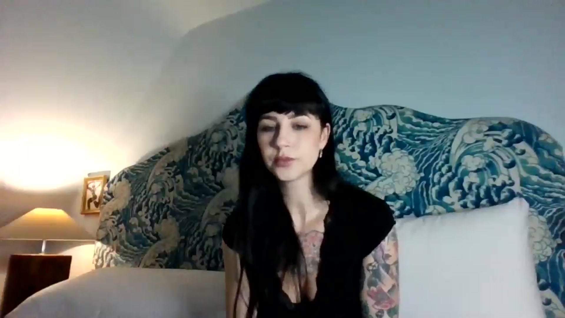 Gallery image thumbnail from MargotMills_'s myfreecams stream on, 12/20/2025, 13:09 image 9 of 20